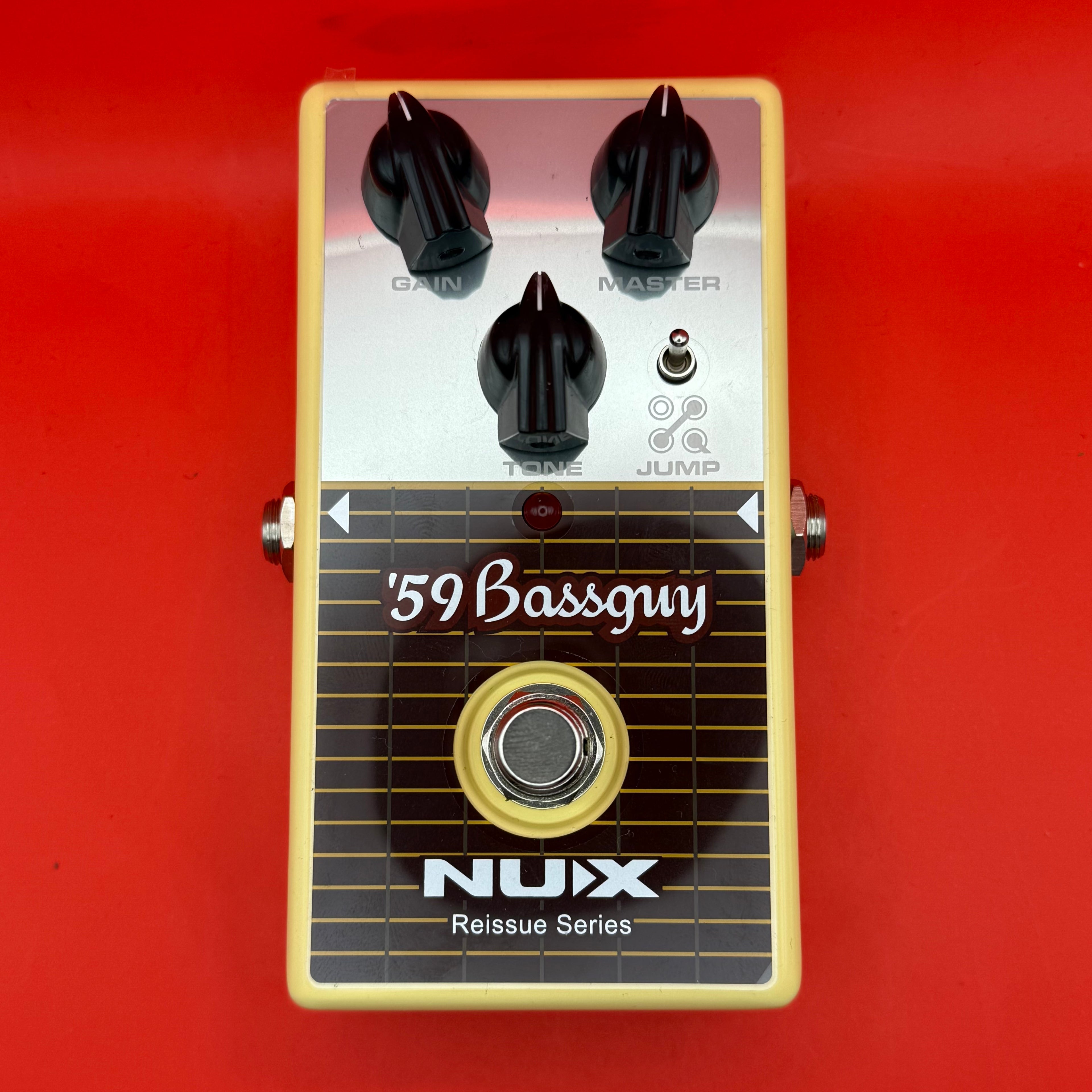 NuX 59 Bassguy