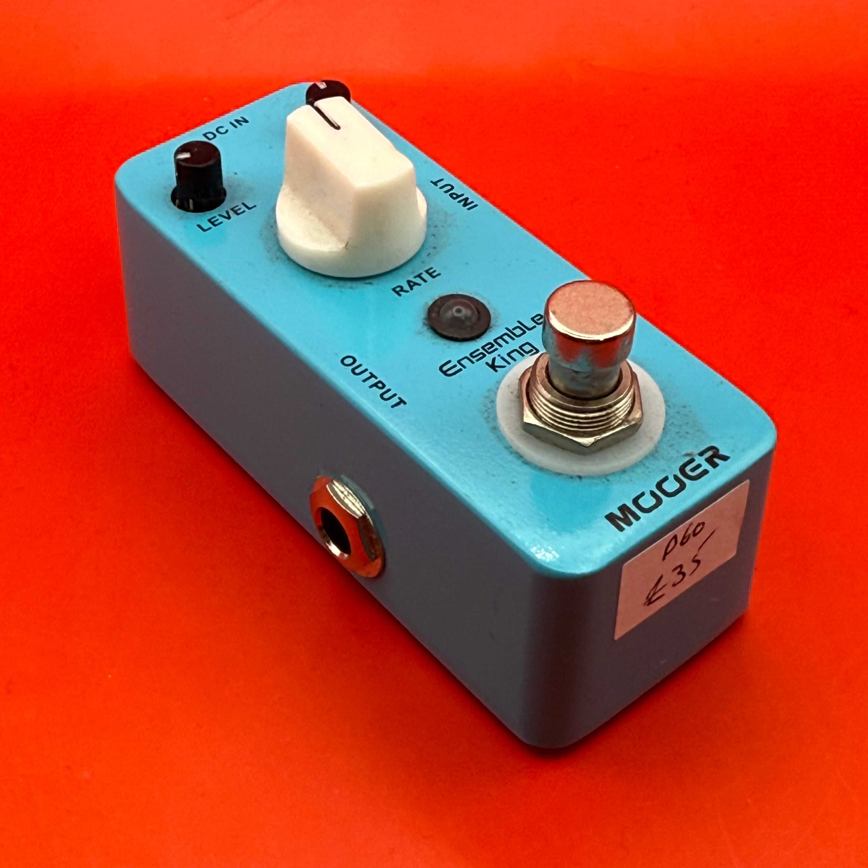 Moore Chorus Ensemble King Pre-Loved