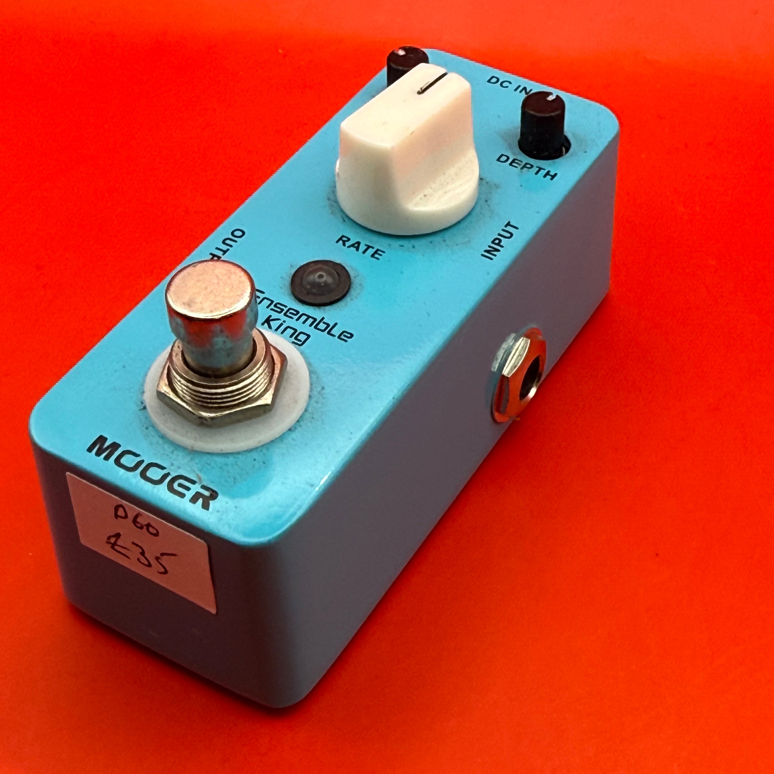 Moore Chorus Ensemble King Pre-Loved