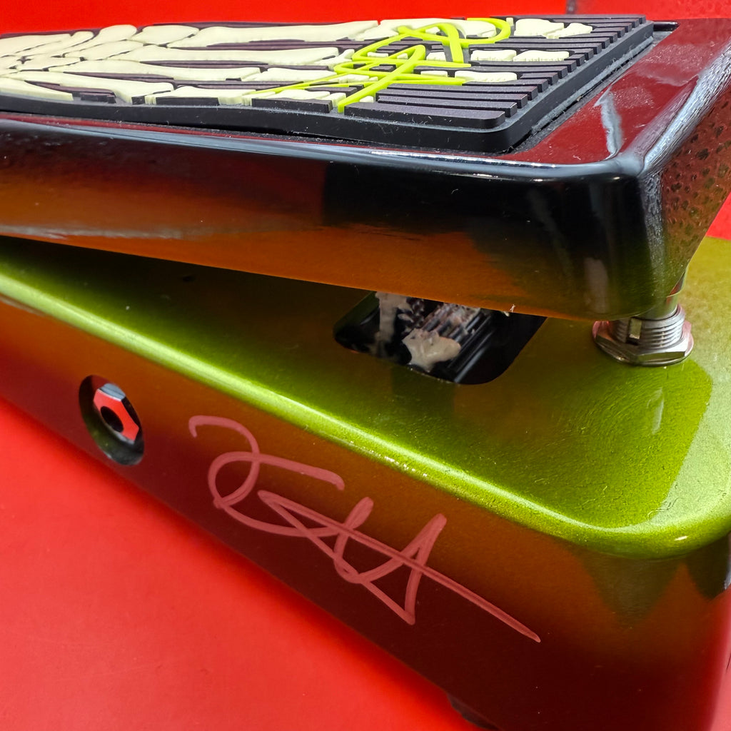 Kirk Hammett Crybaby Wah. Signed
