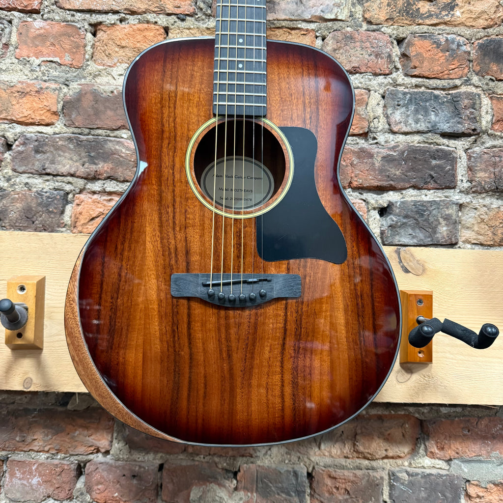 Adam Black O-2 E Koa Travel Guitar plus Bag