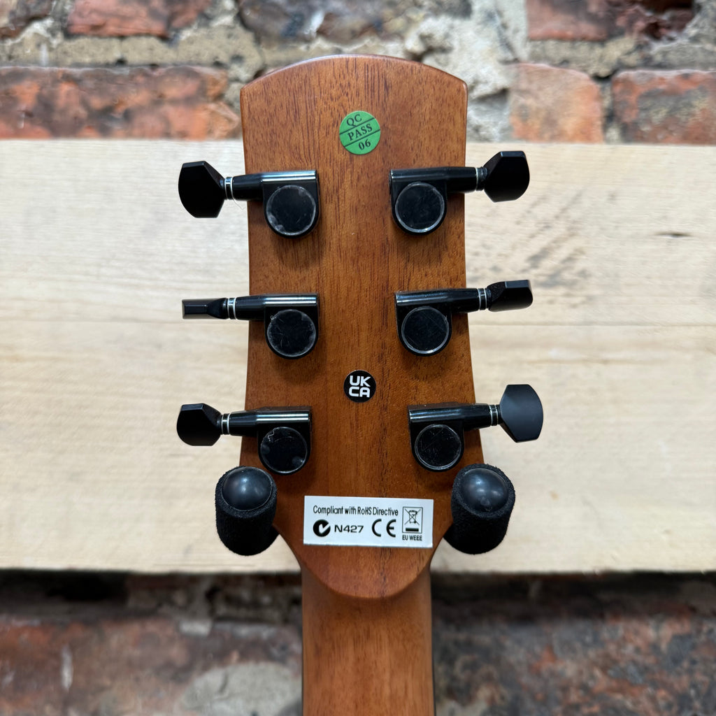 Adam Black O-2 E Koa Travel Guitar plus Bag