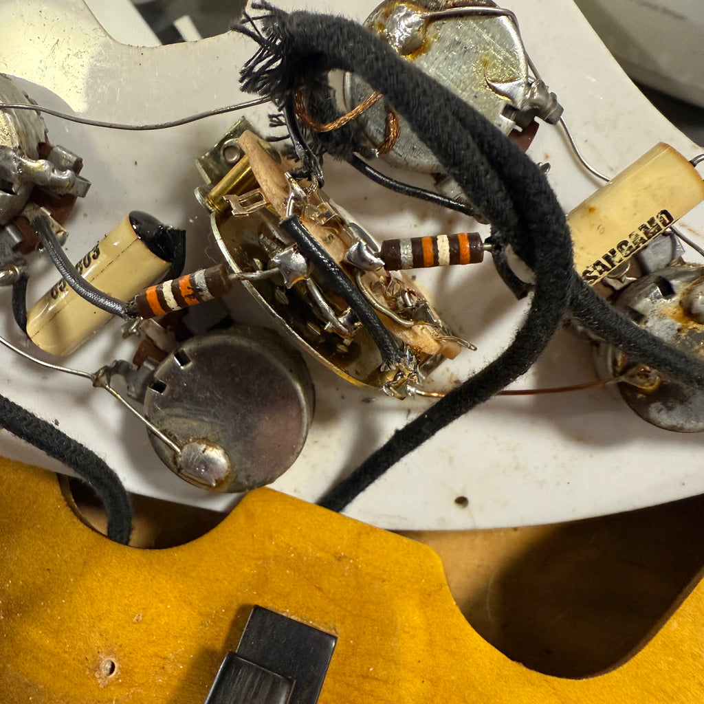 Silvertone 1421 Pre Loved