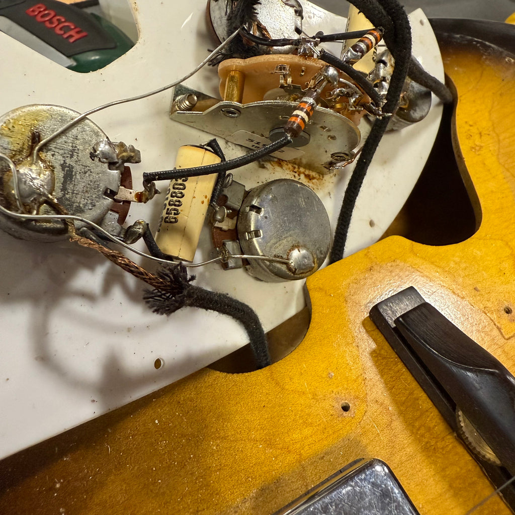 Silvertone 1421 Pre Loved