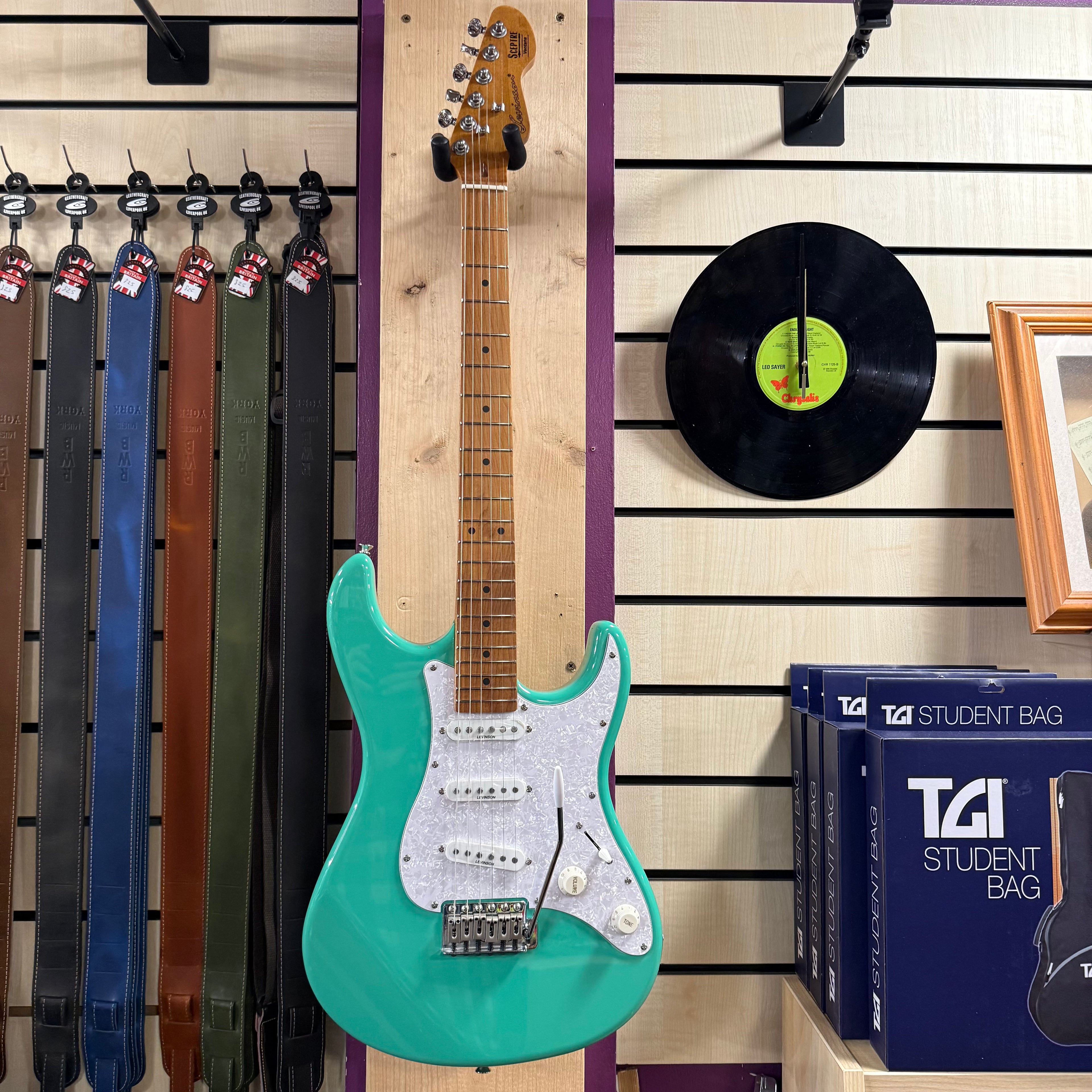 Sceptre Ventana Gen II SV1SFGM