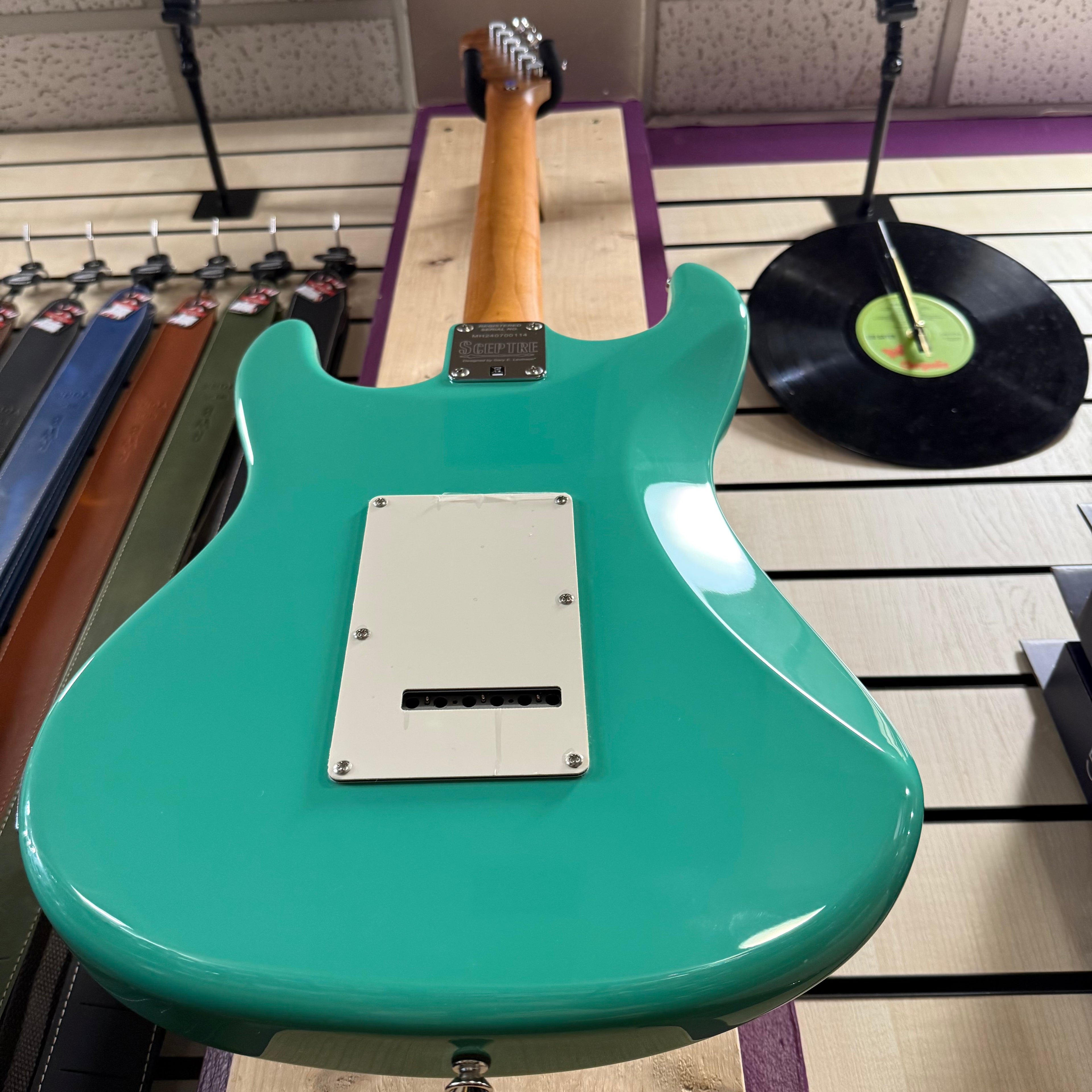 Sceptre Ventana Gen II SV1SFGM