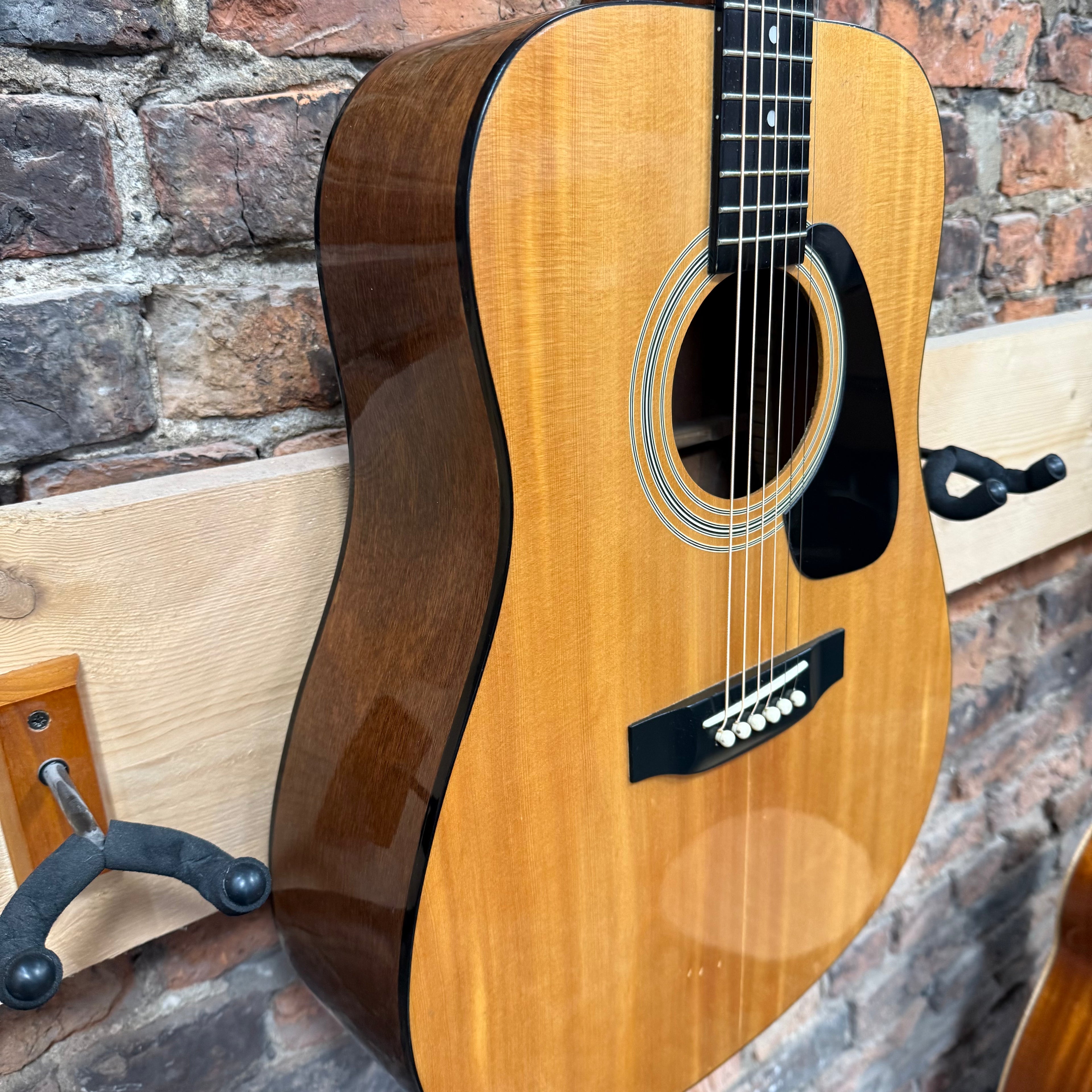 Segovia SJ-61 Pre-Loved