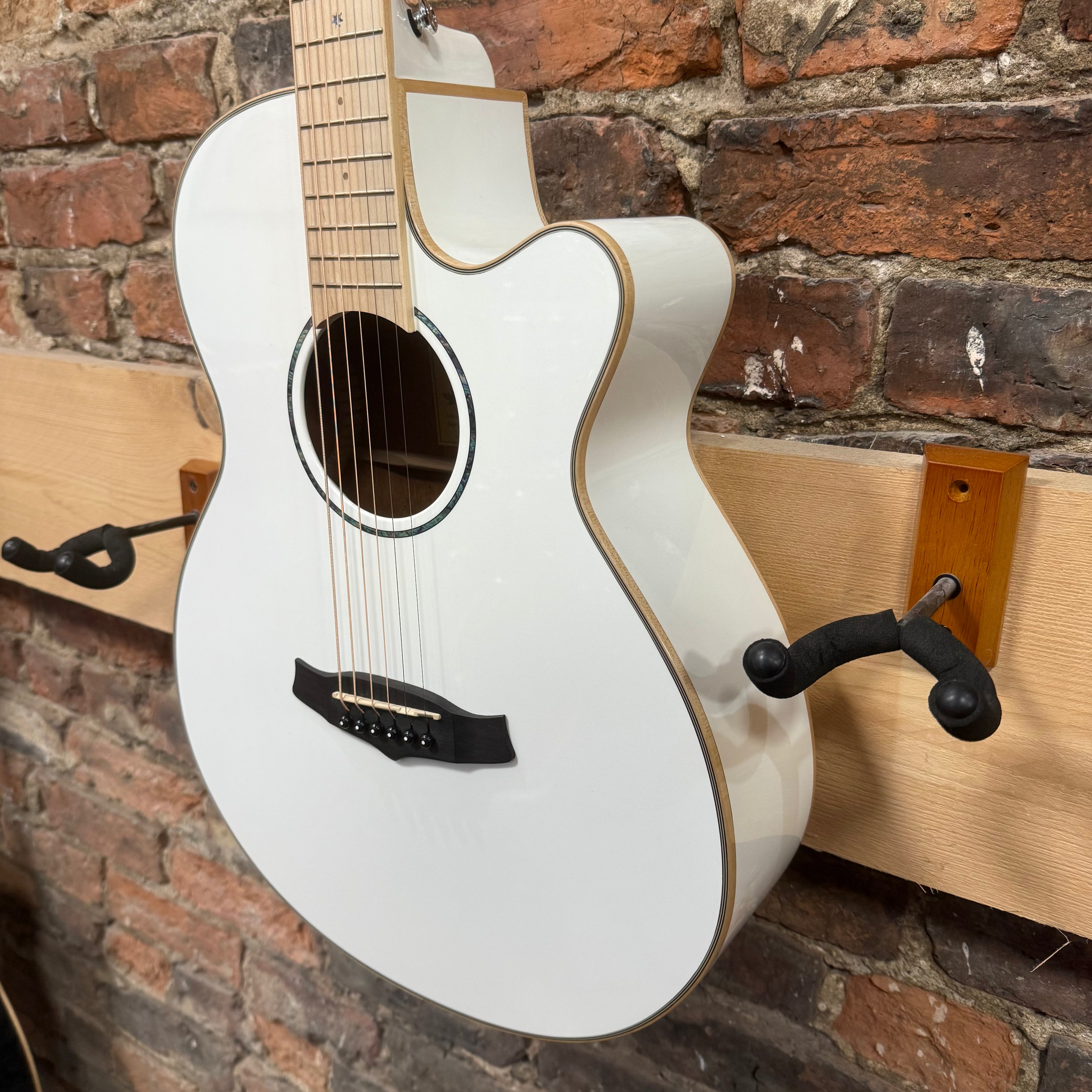 Tanglewood Winterleaf Blonde Series TW4CEBLW