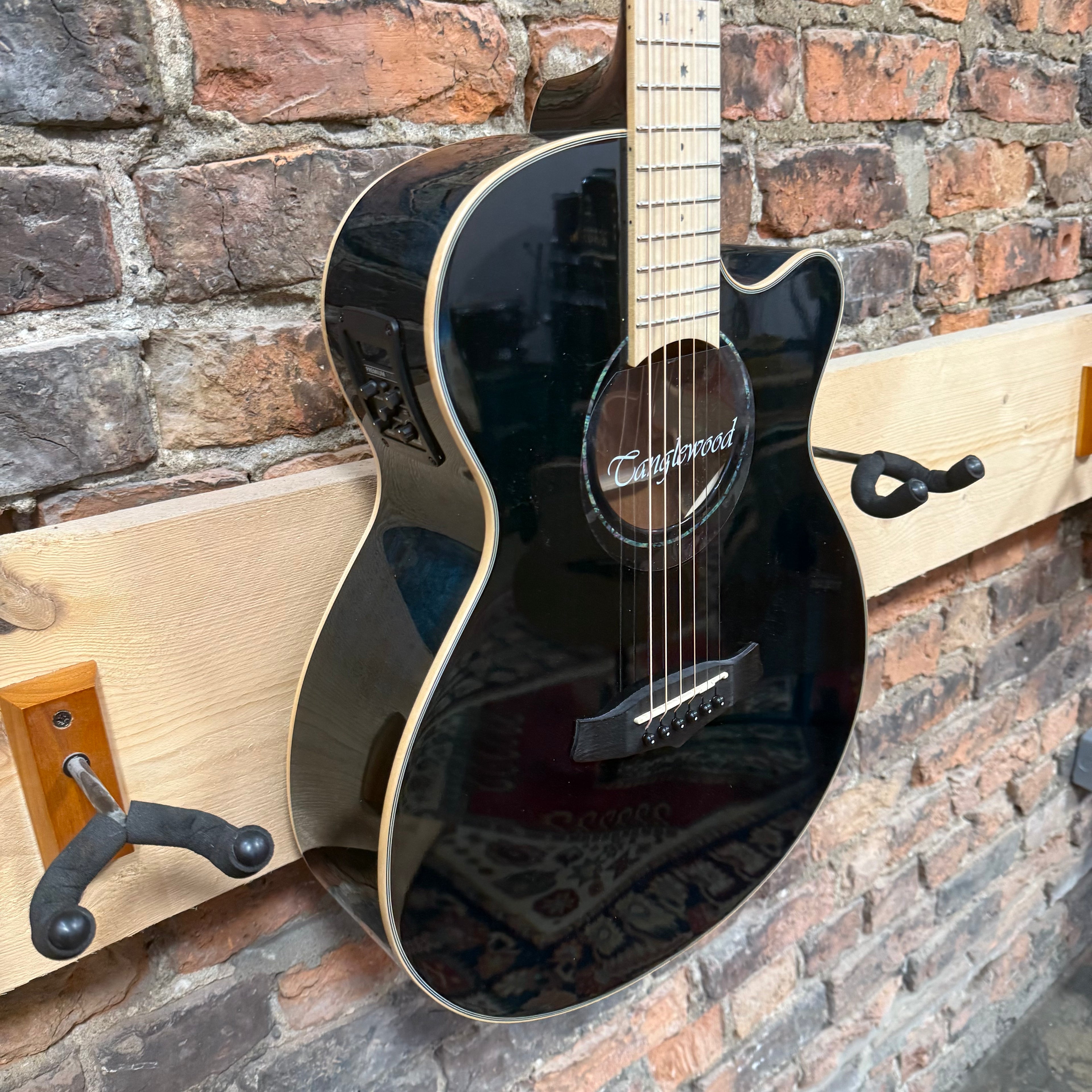 Tanglewood Winterleaf TW4CEBLA