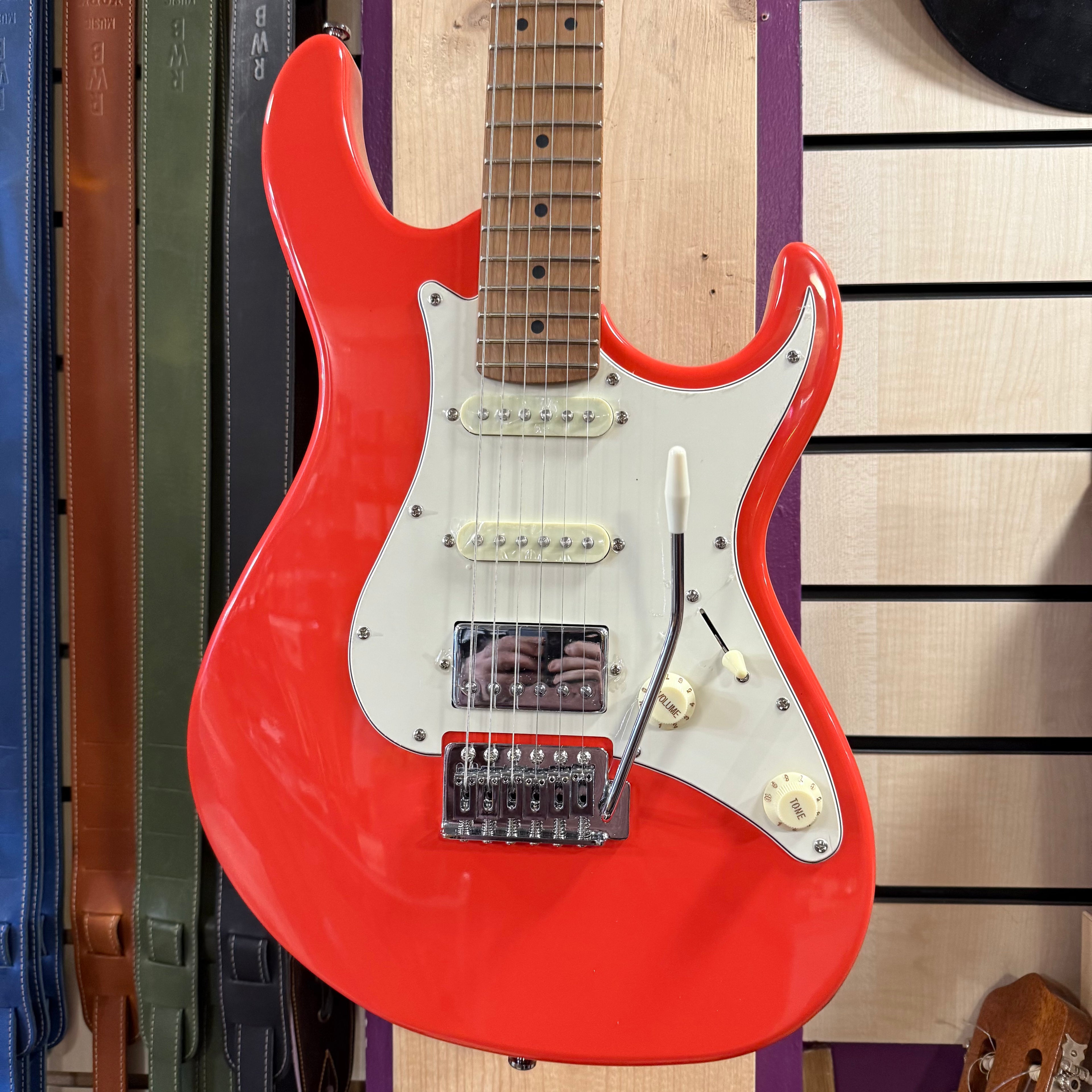 Cort G200se Scarlet Red