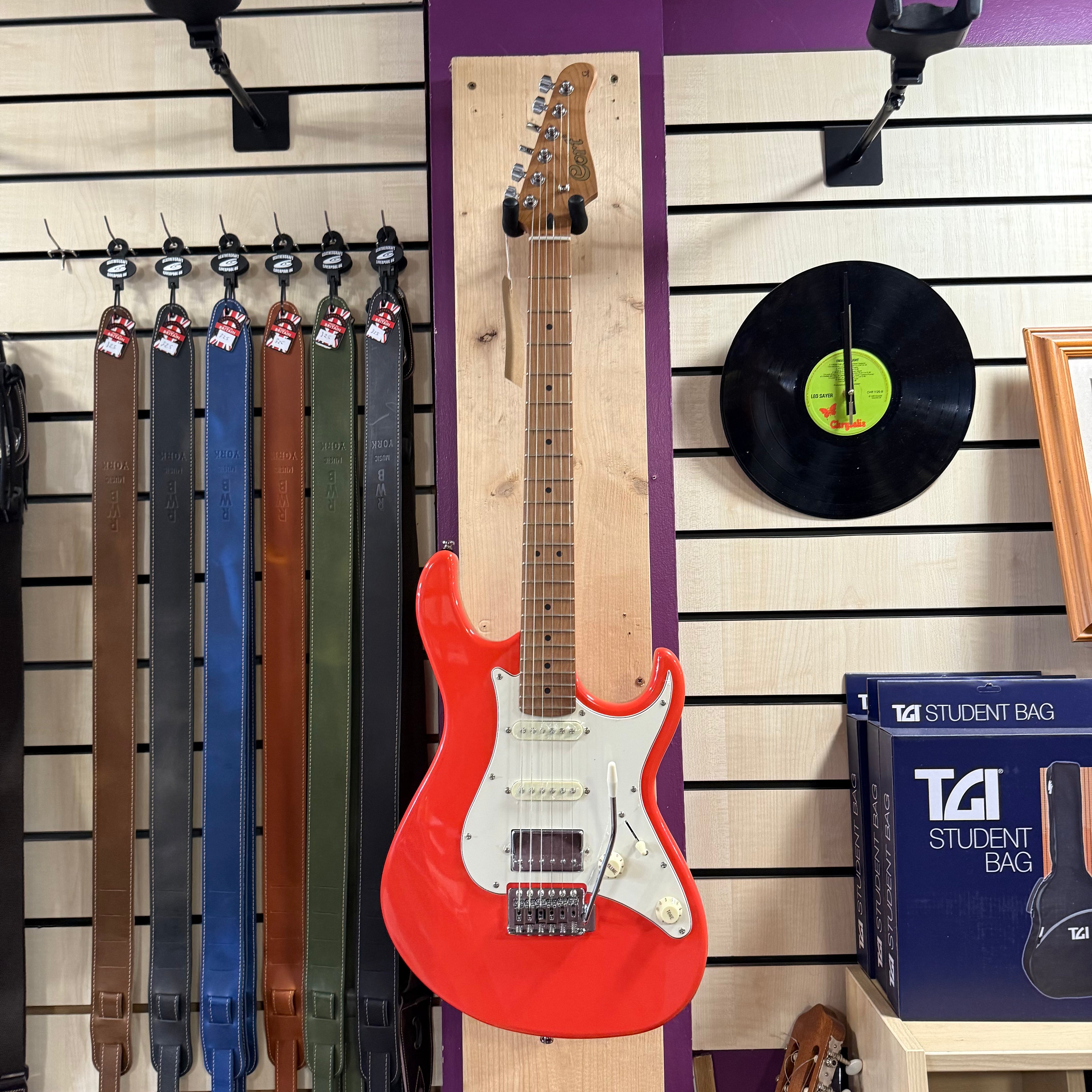 Cort G200se Scarlet Red