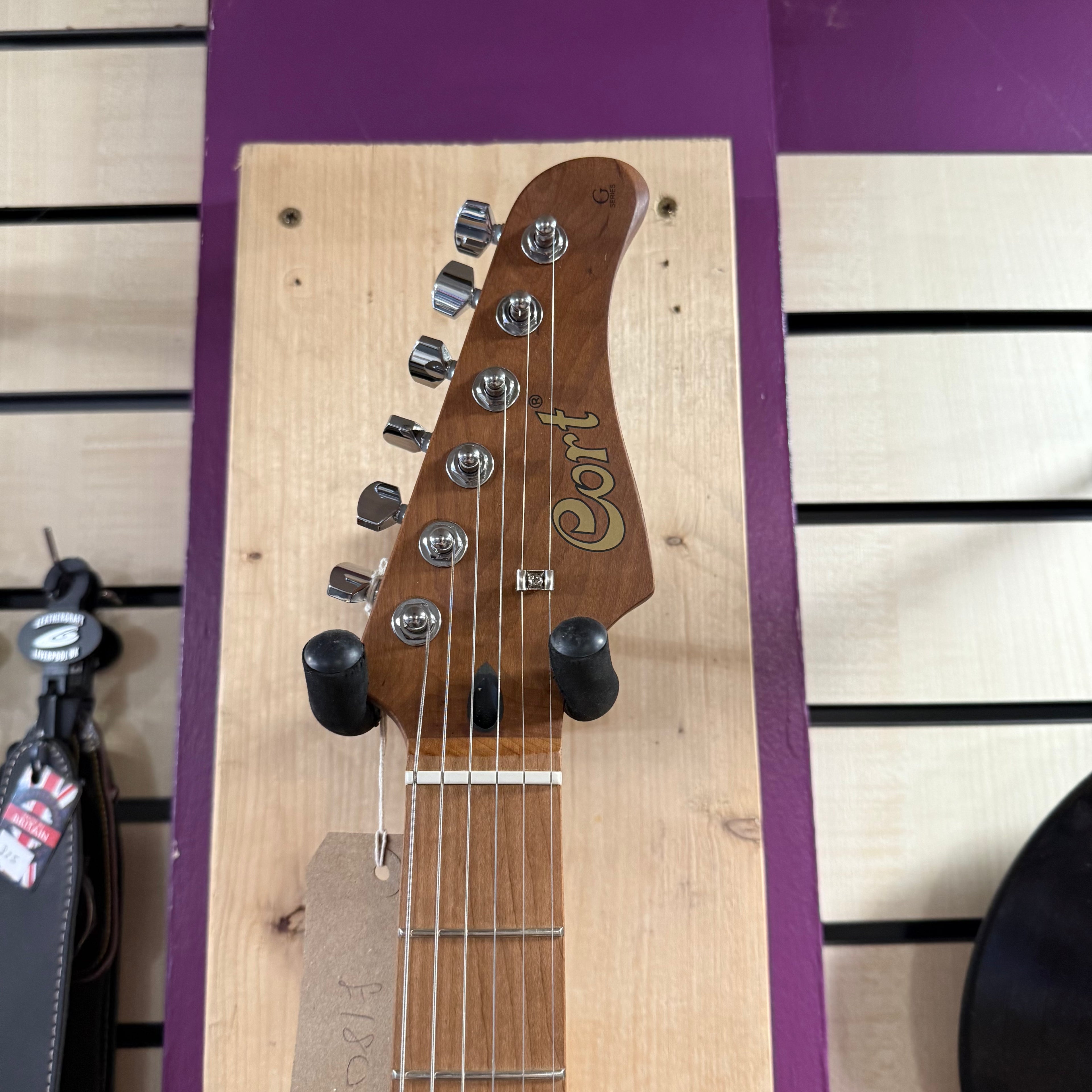 |Cort G200Se Aged Cream