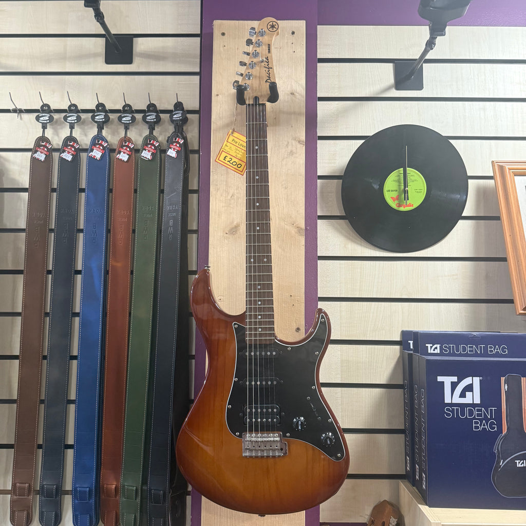 Yamaha Pacifica 312 Mark 2
