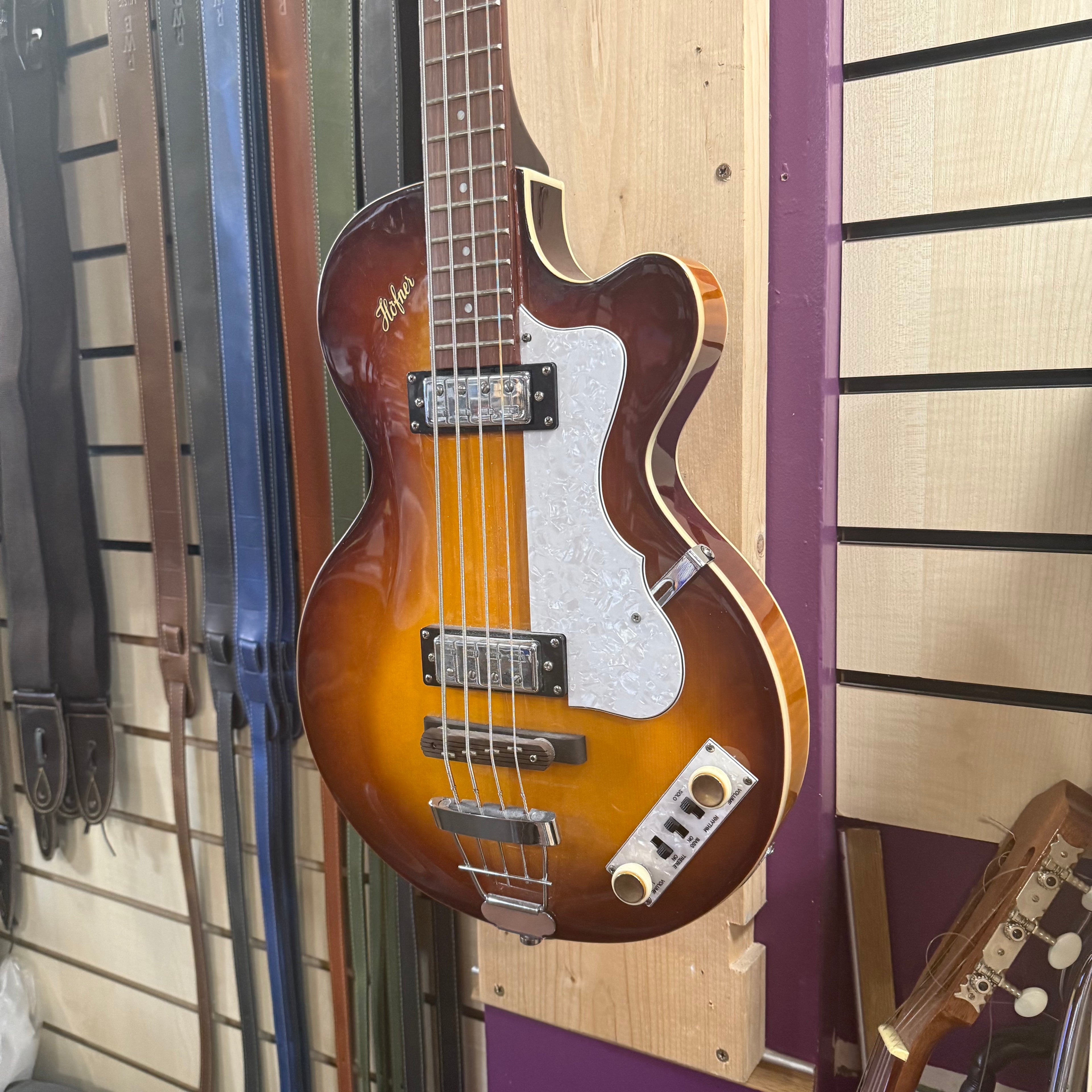 Hofner Violin Bass Pre-Loved
