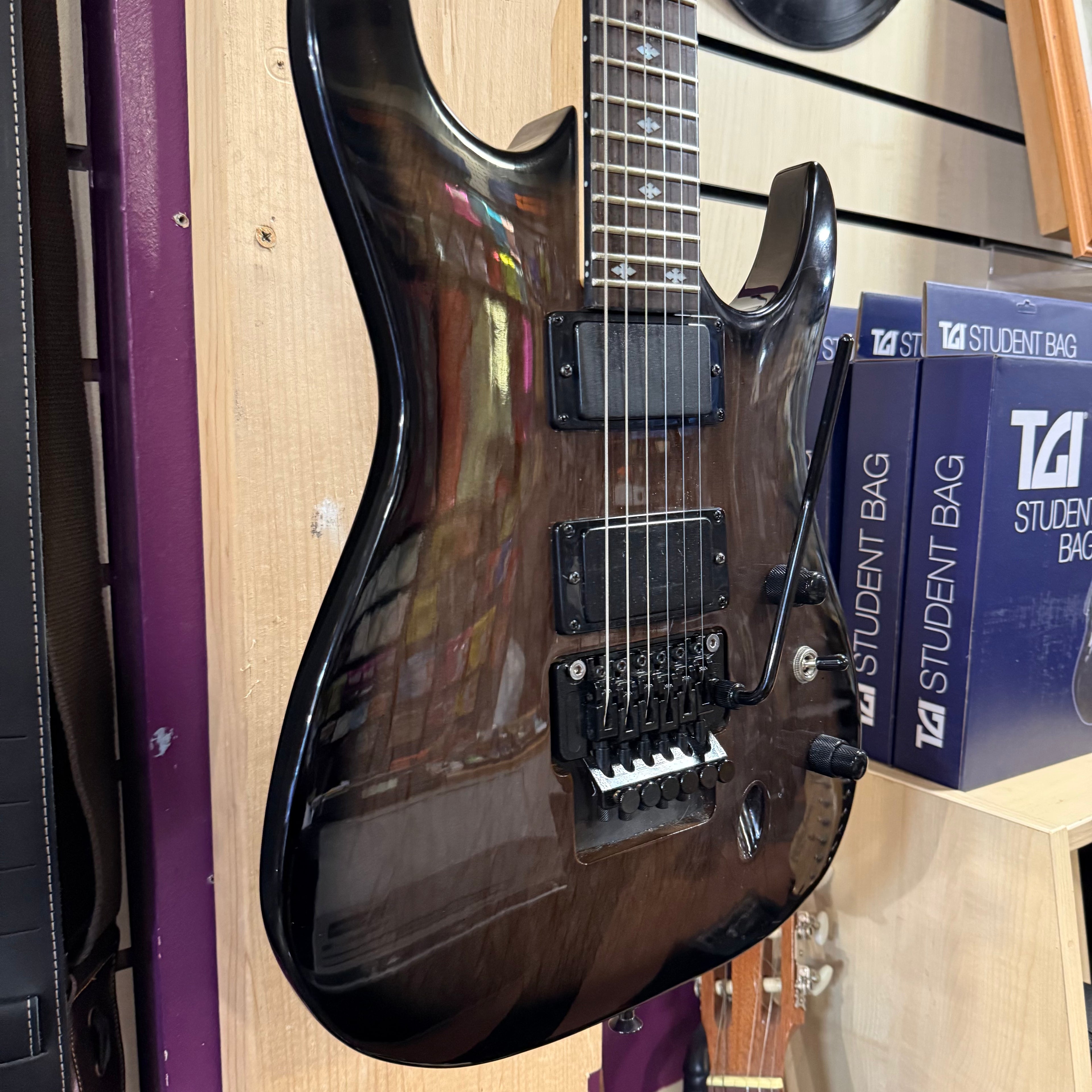 Harper Superstrat Pre-Loved