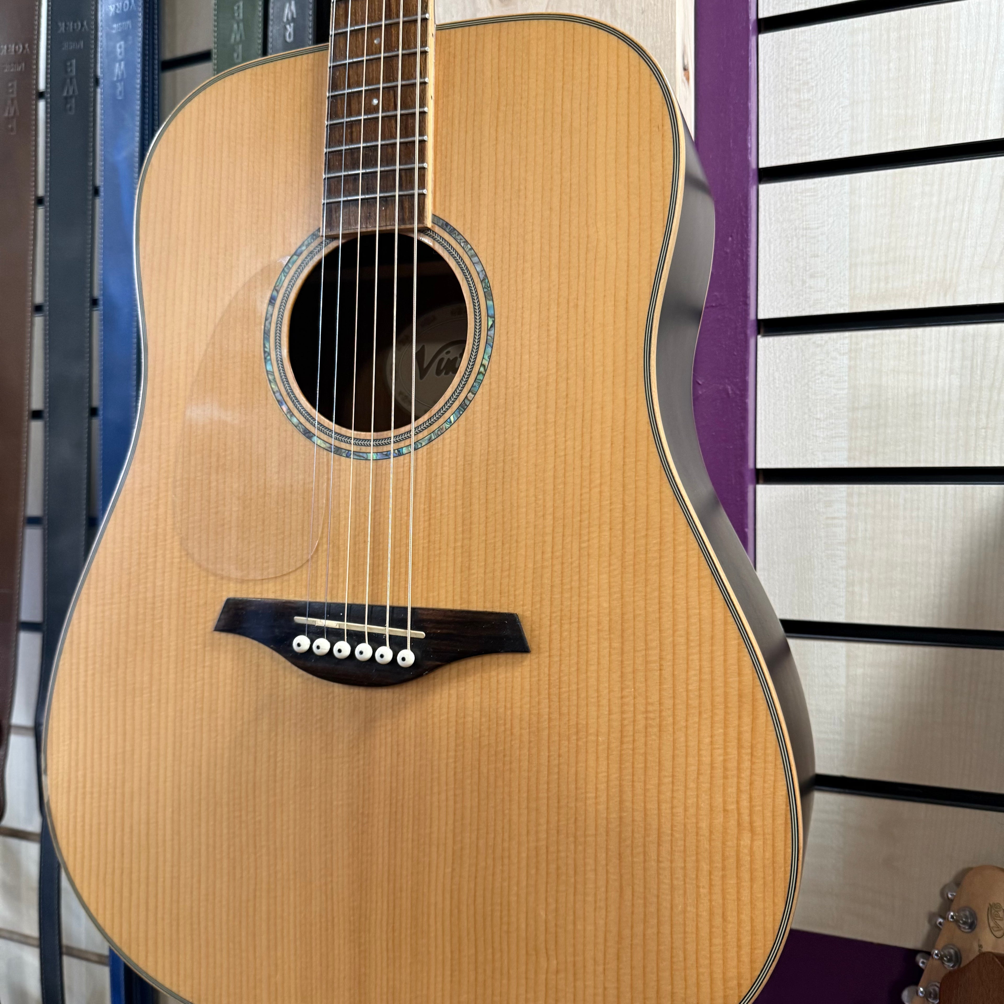 Vintage LV501N Left Handed Pre-Loved