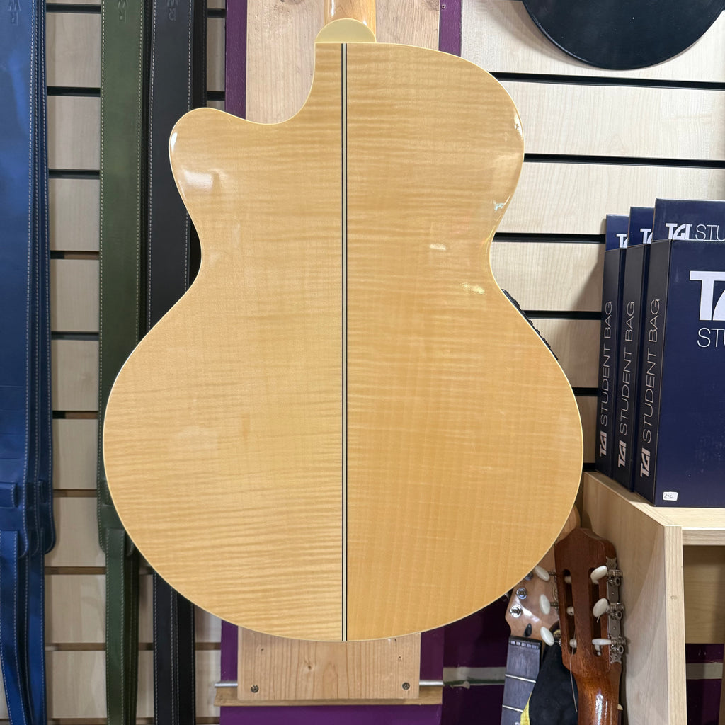 Takamine EG523SC Pre-Loved