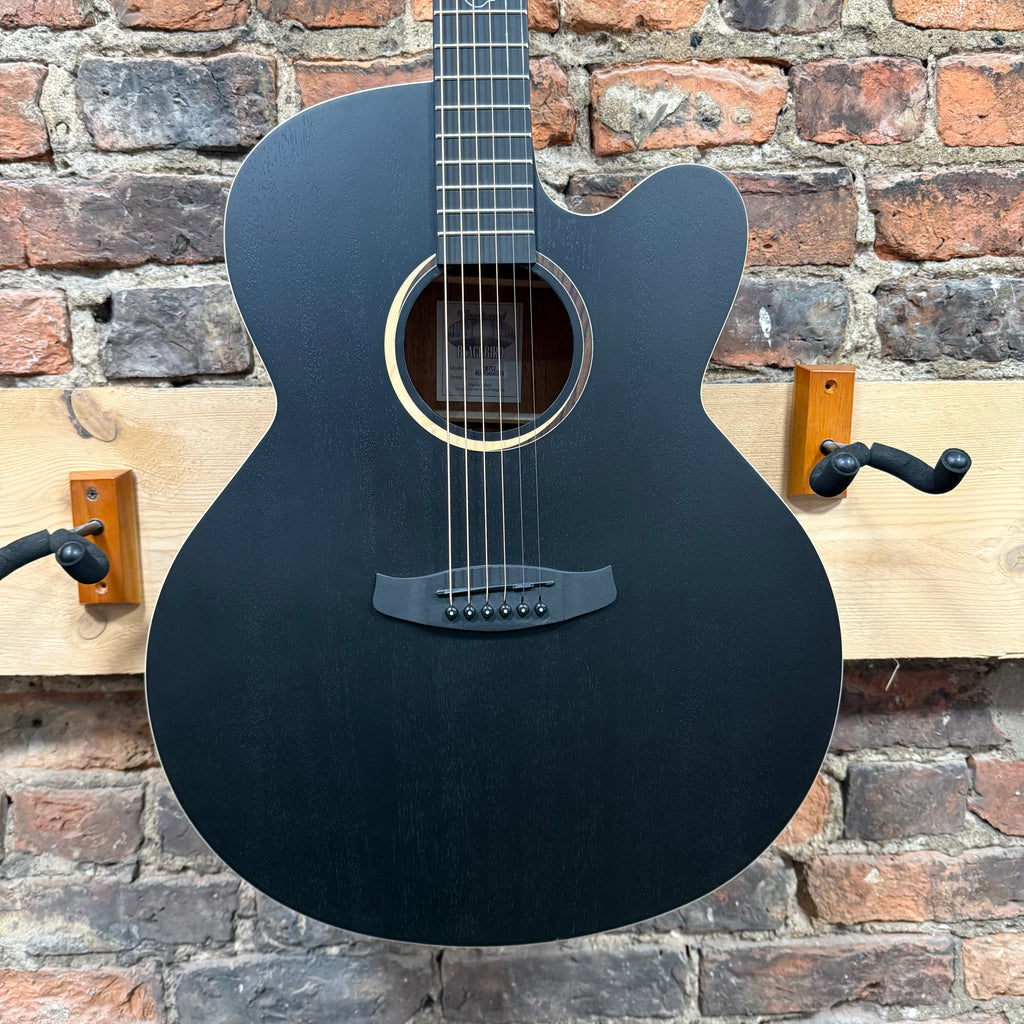 Tanglewood Blackbird Super Jumbo TB7CE