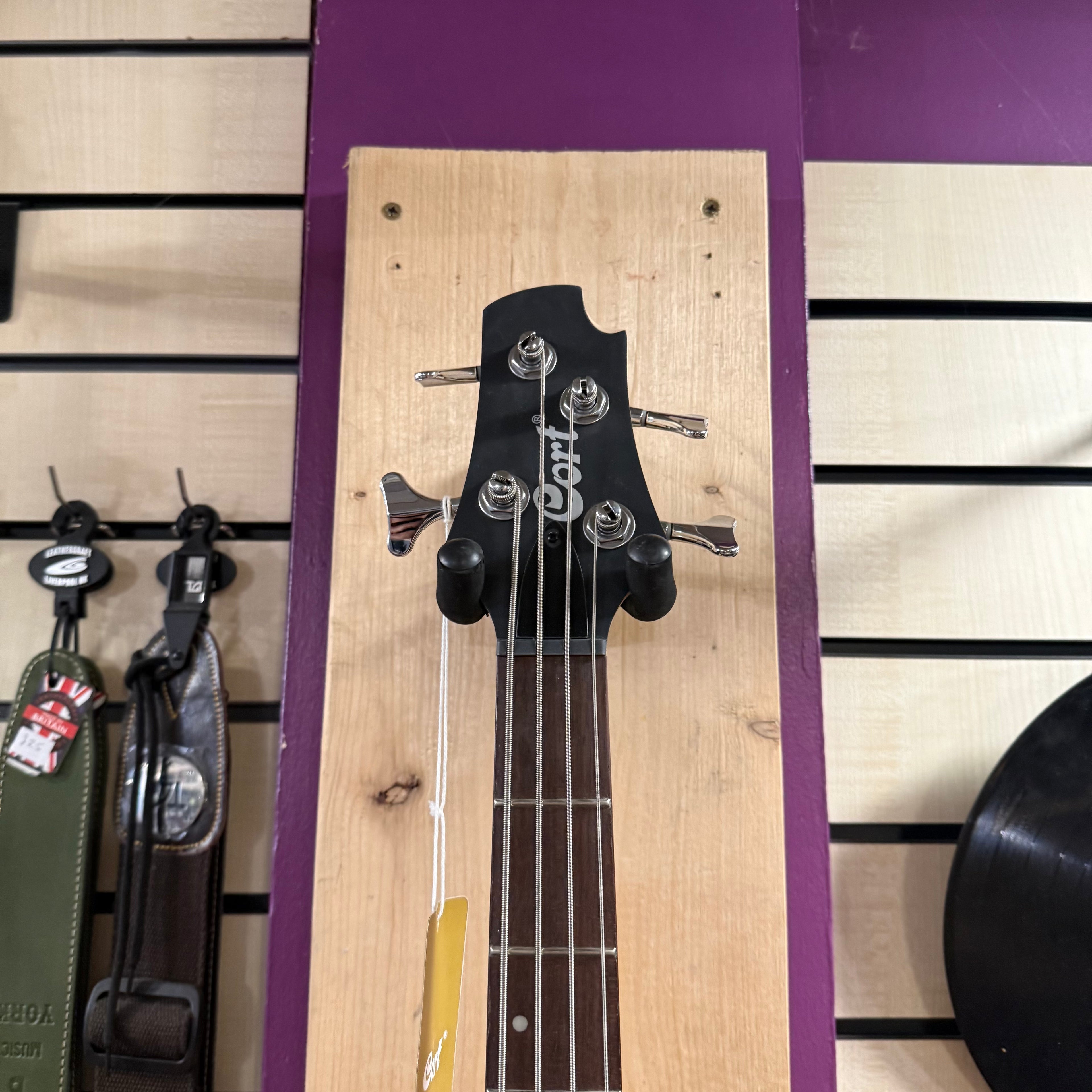 Cort Action Bass Plus BK