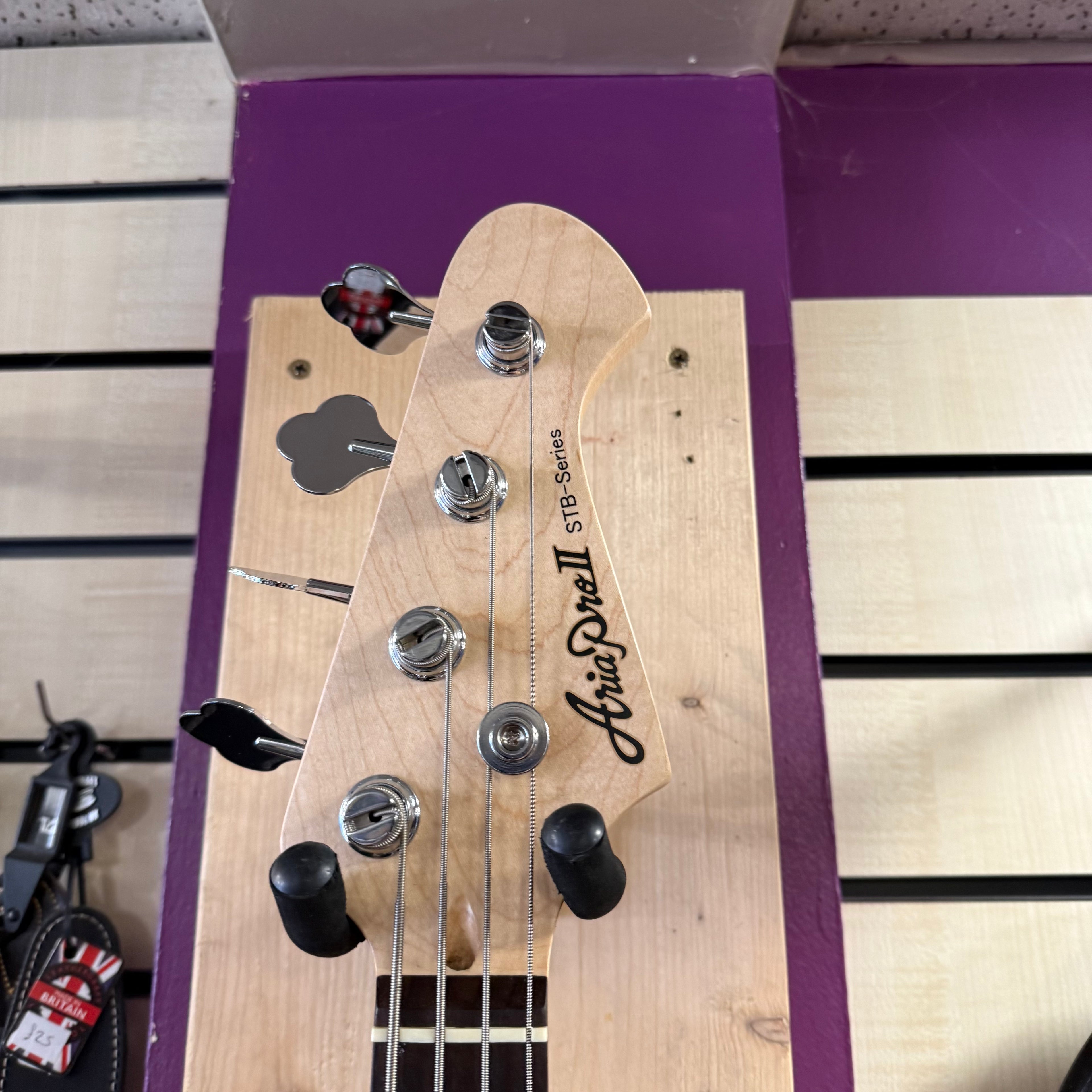 Aria Pro II STB PB Sunburst