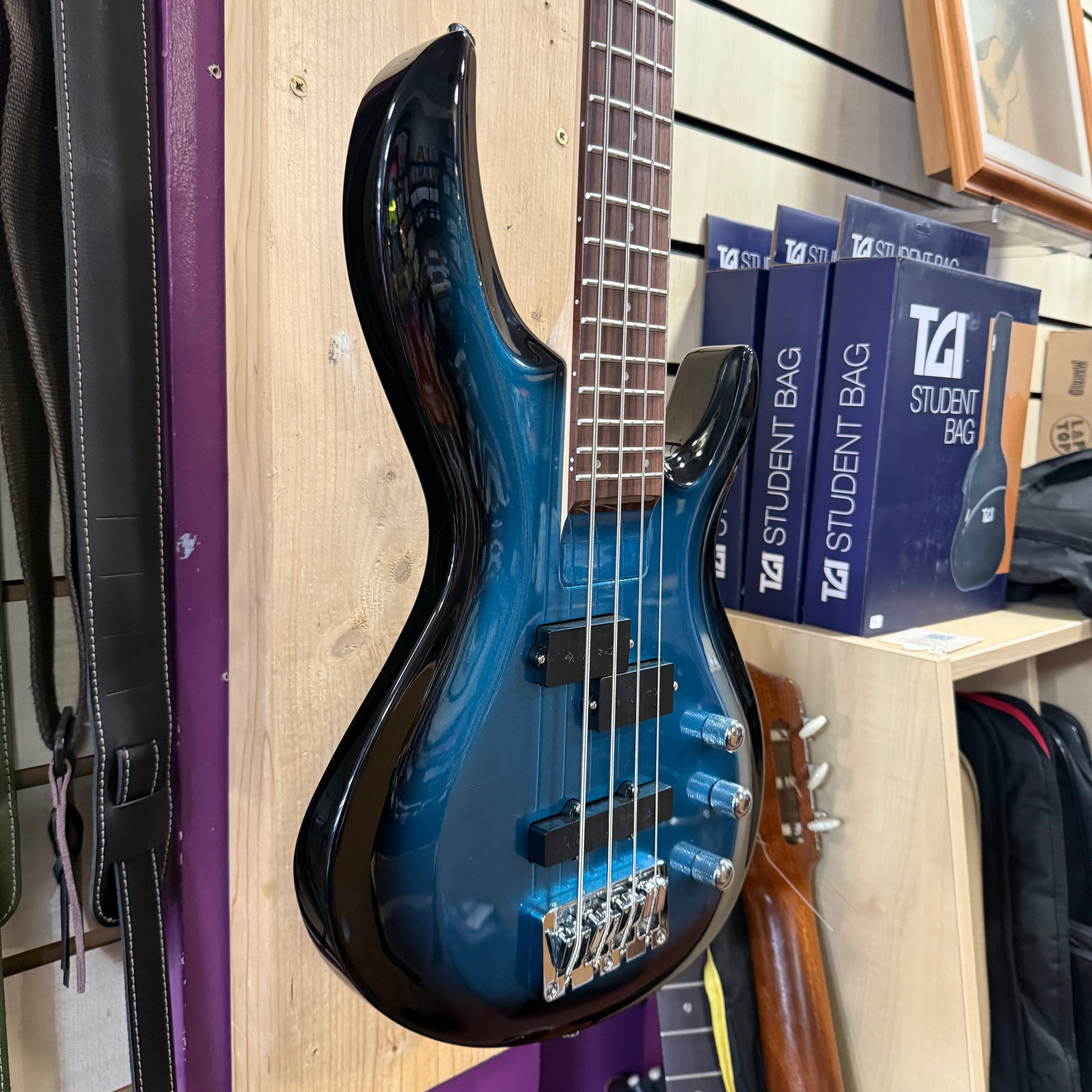 Aria Pro II IGB Metallic Blue Shade
