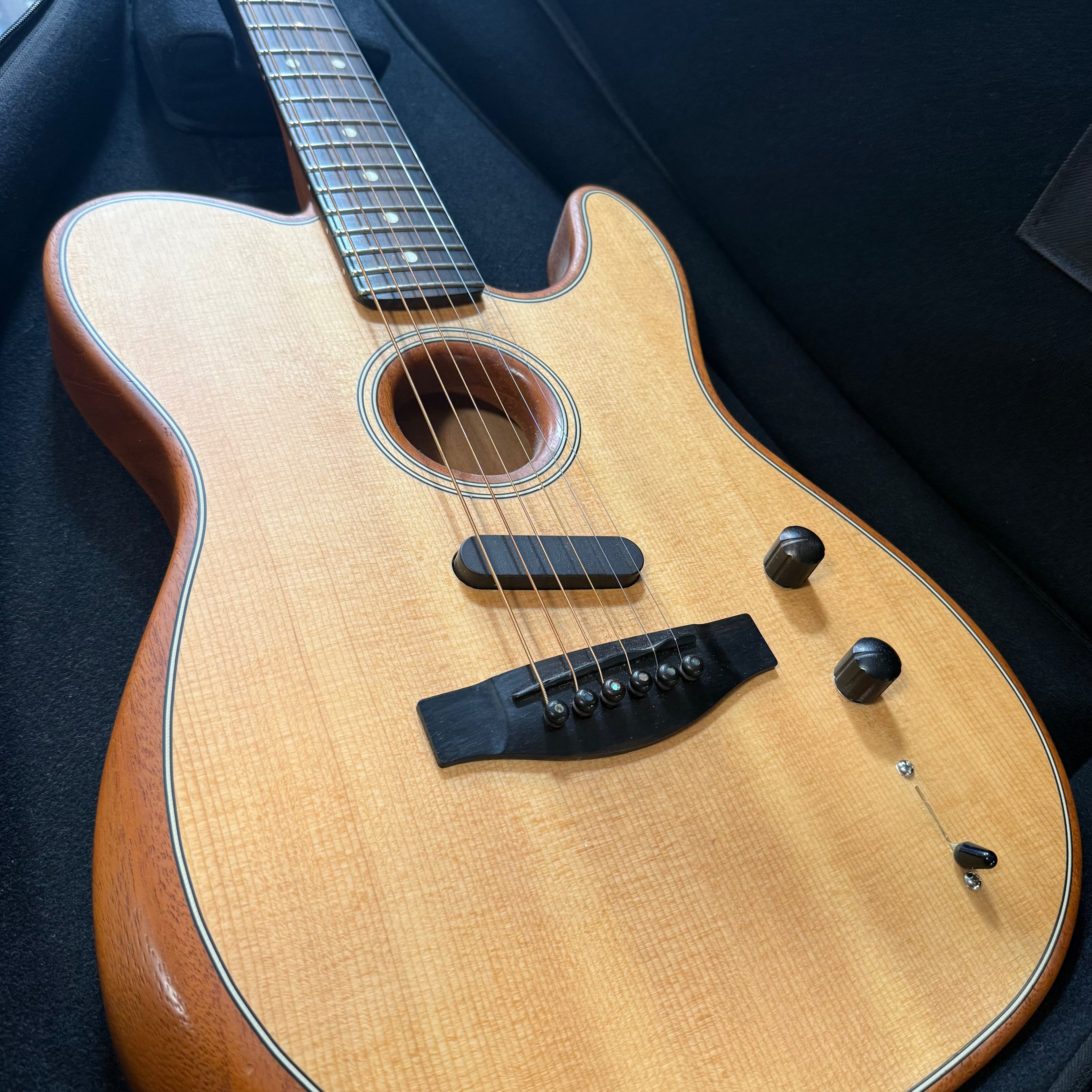 Fender Acoustasonic Pre-Loved
