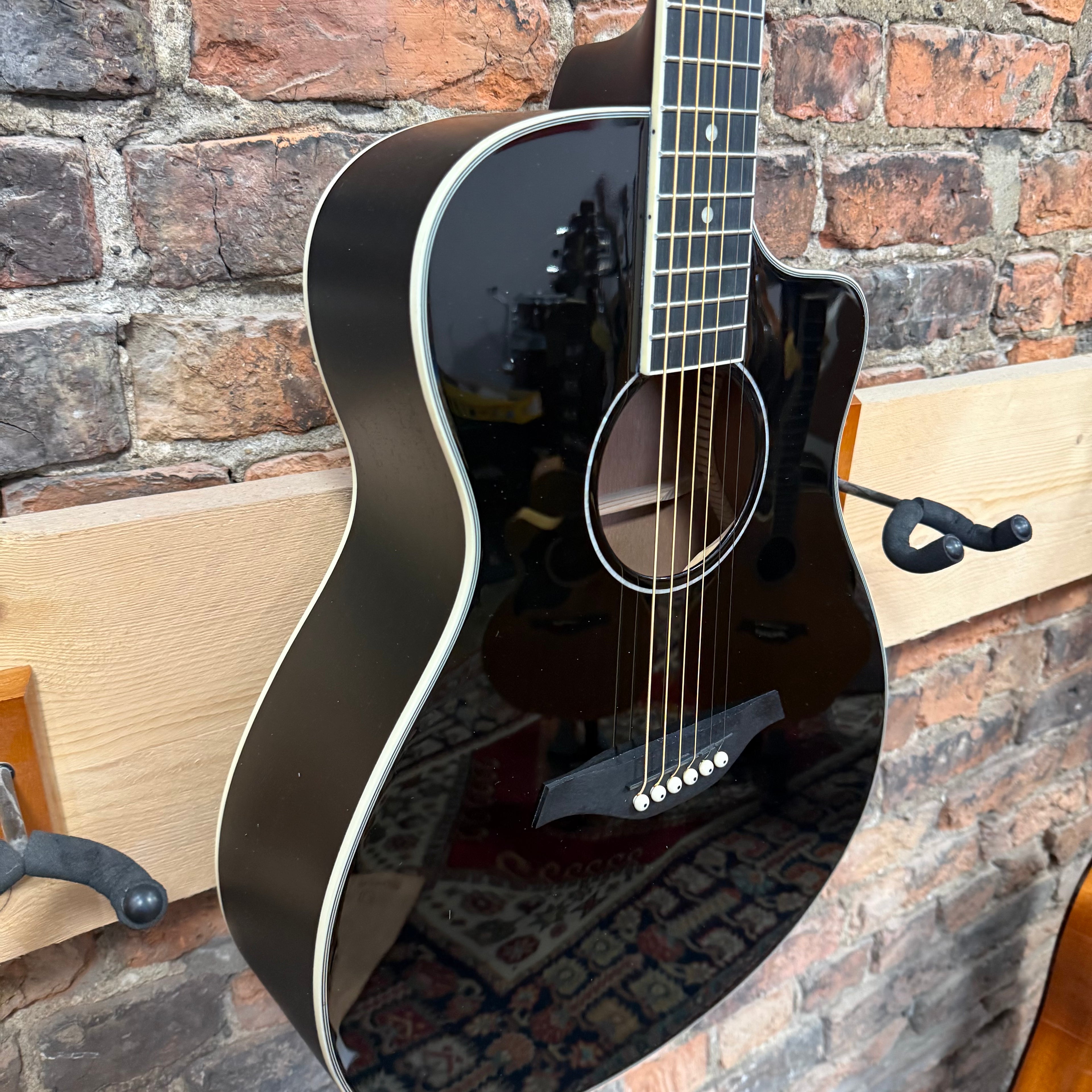 Vintage Pacific Coast Midnite Black