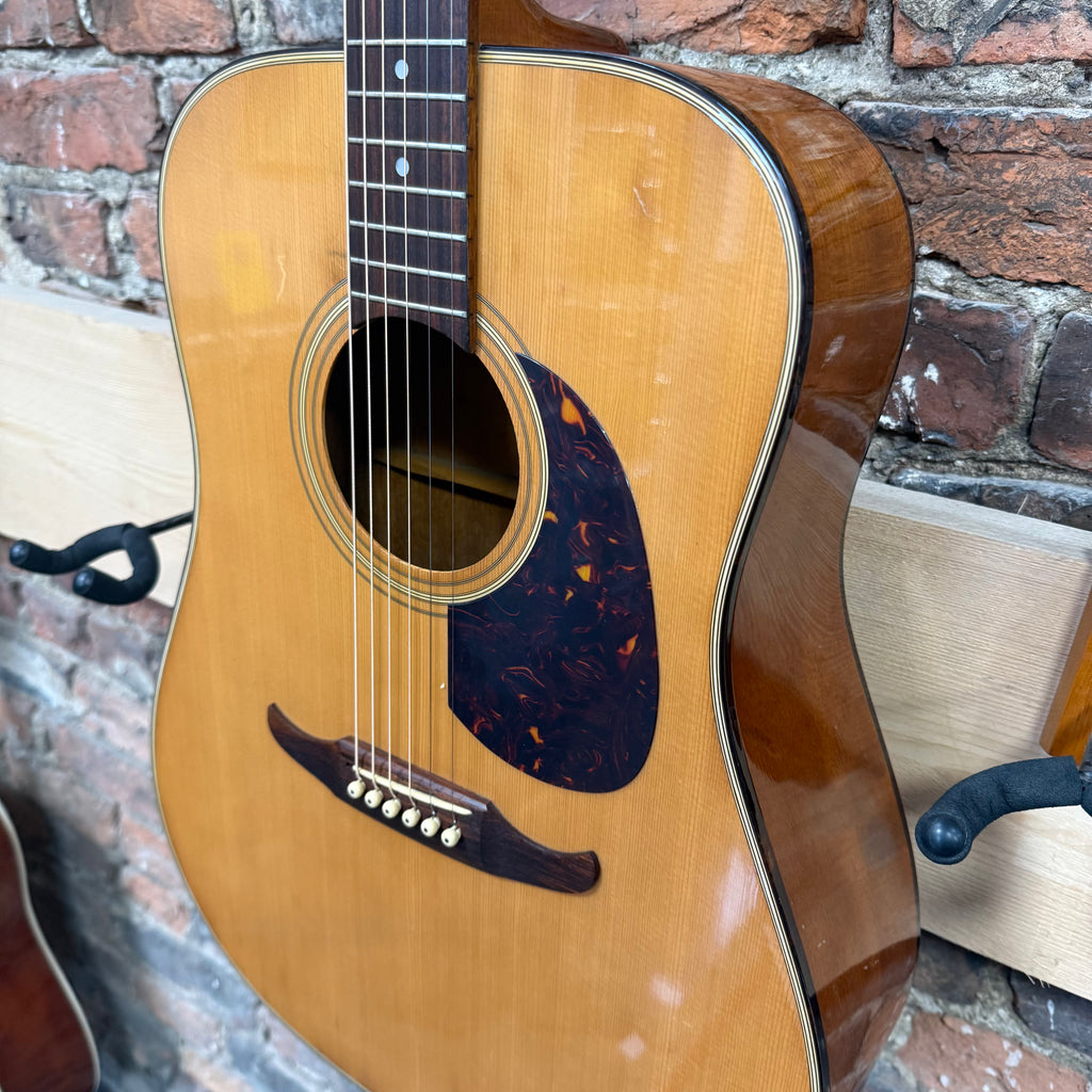 Fender Redondo Pre-Loved