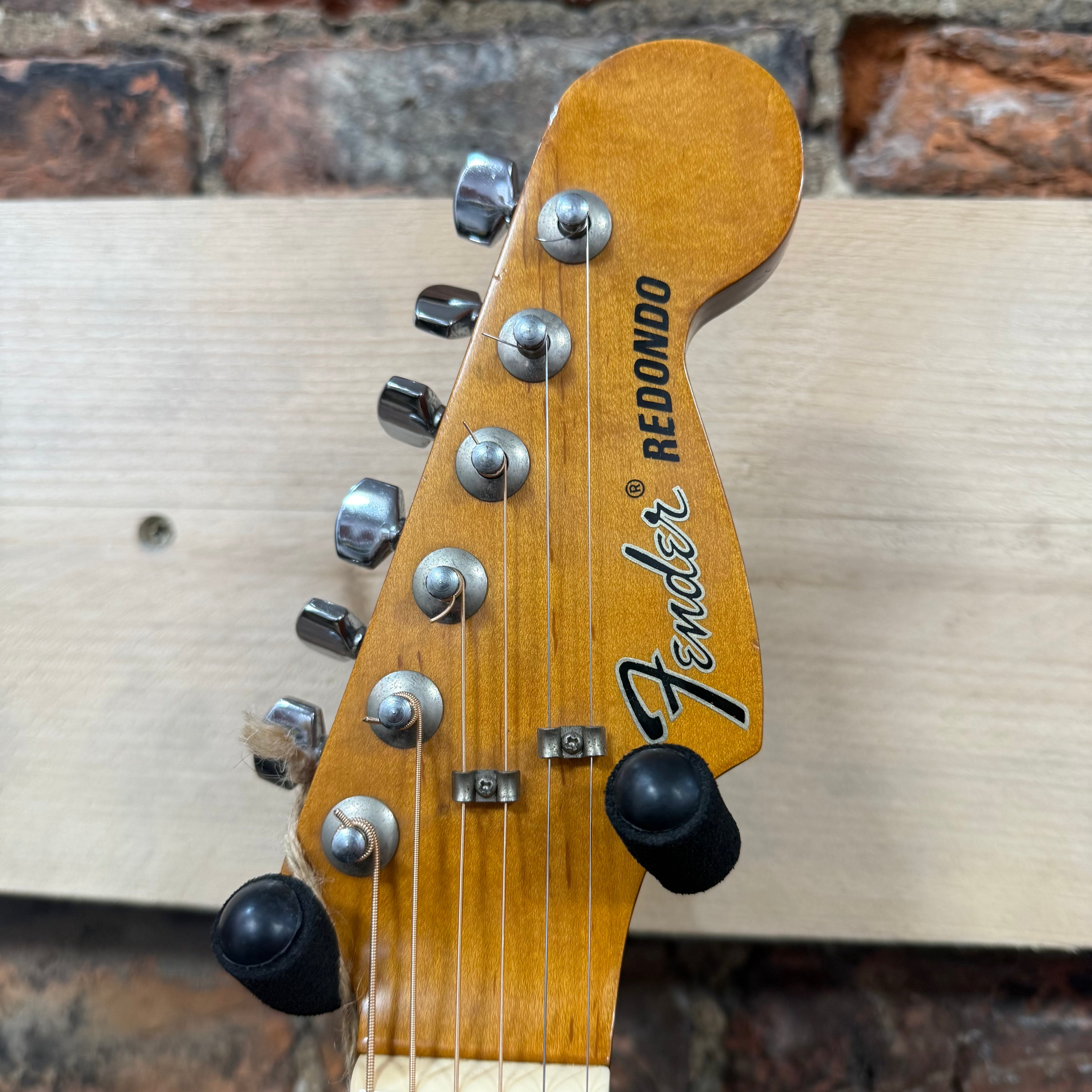Fender Redondo Pre-Loved