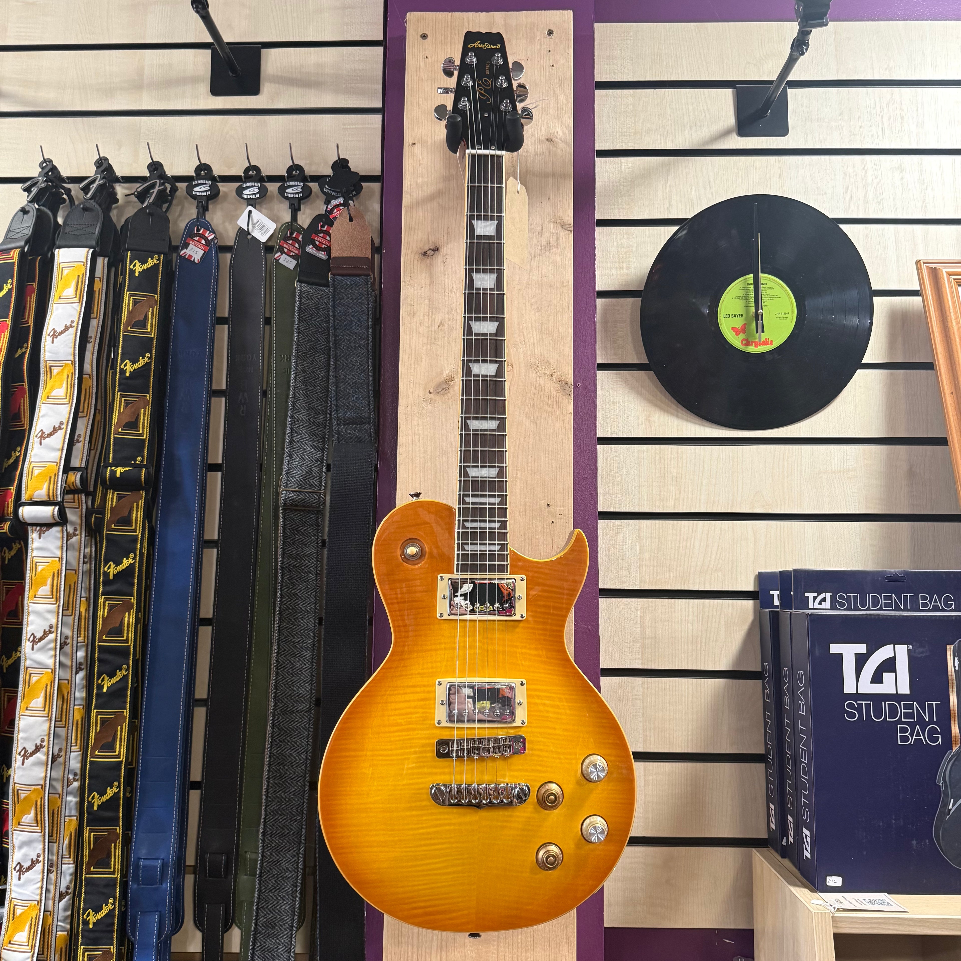 Aria Pro II PE350PG AGLD