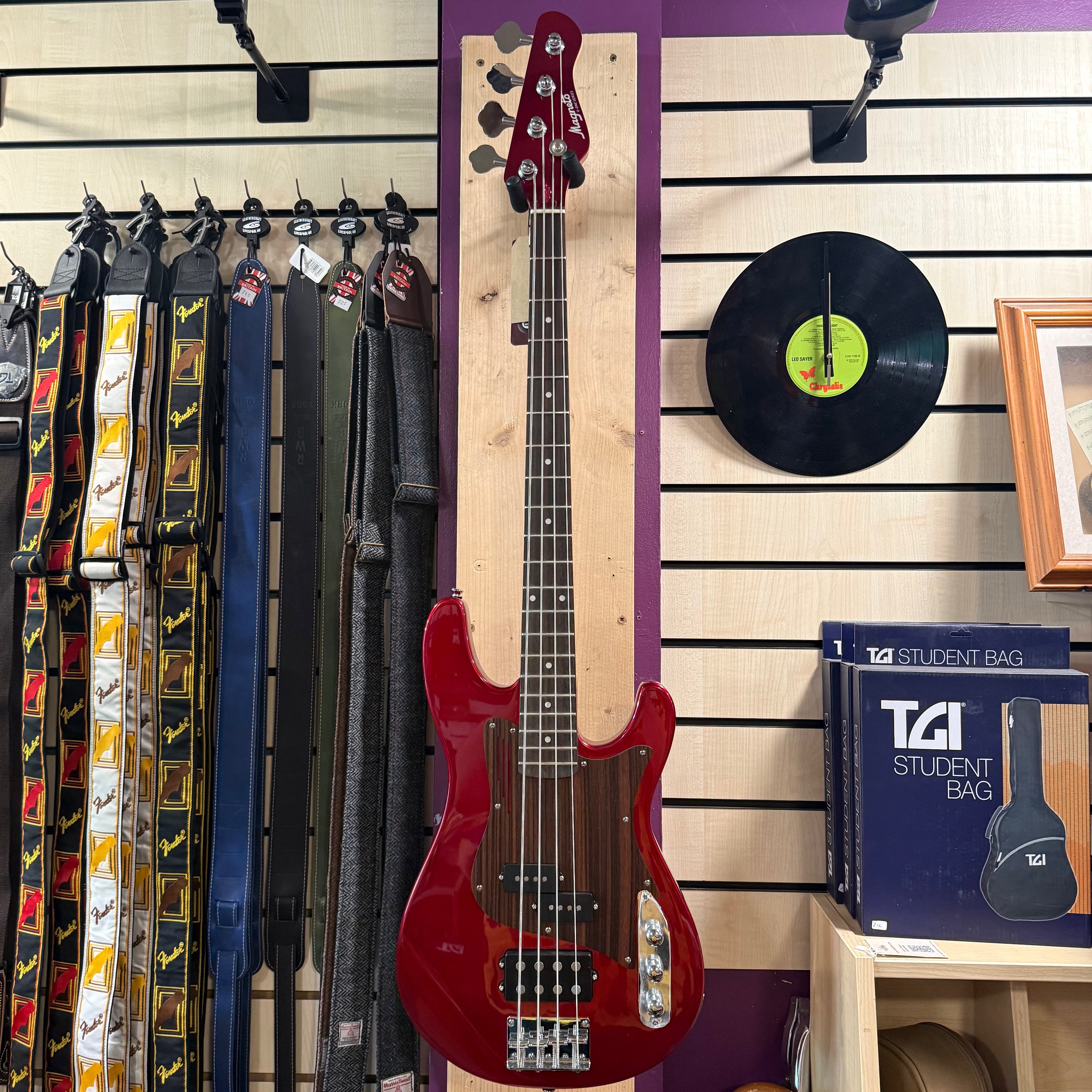 Magneto Topaz Bass TB1400