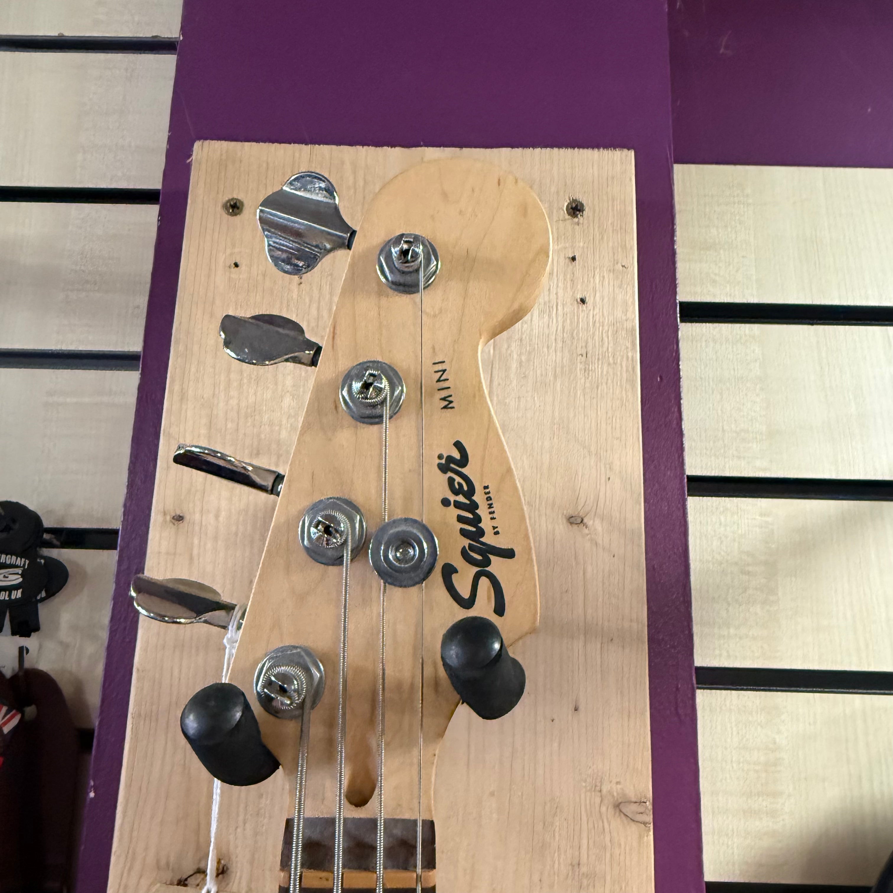 Fender Squier Mini Bass