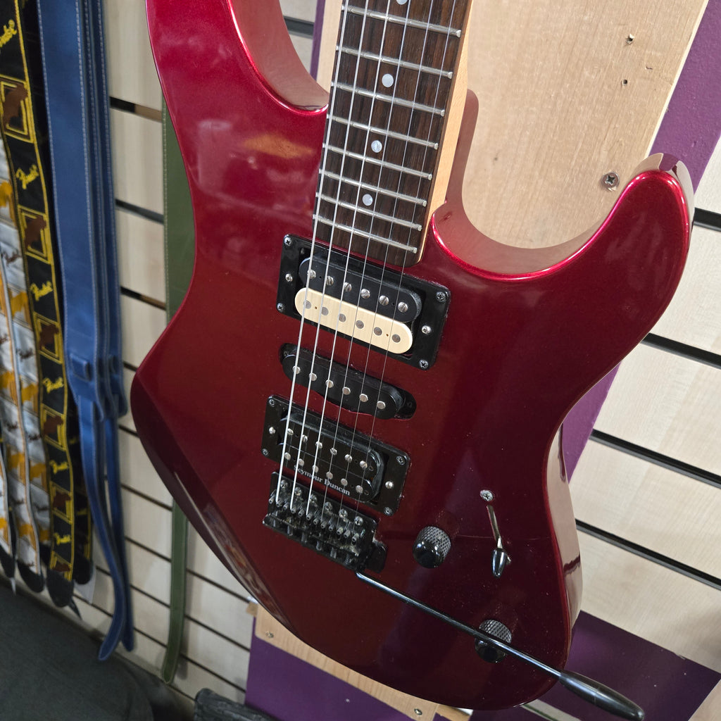 Pre loved Yamaha RGX121Z