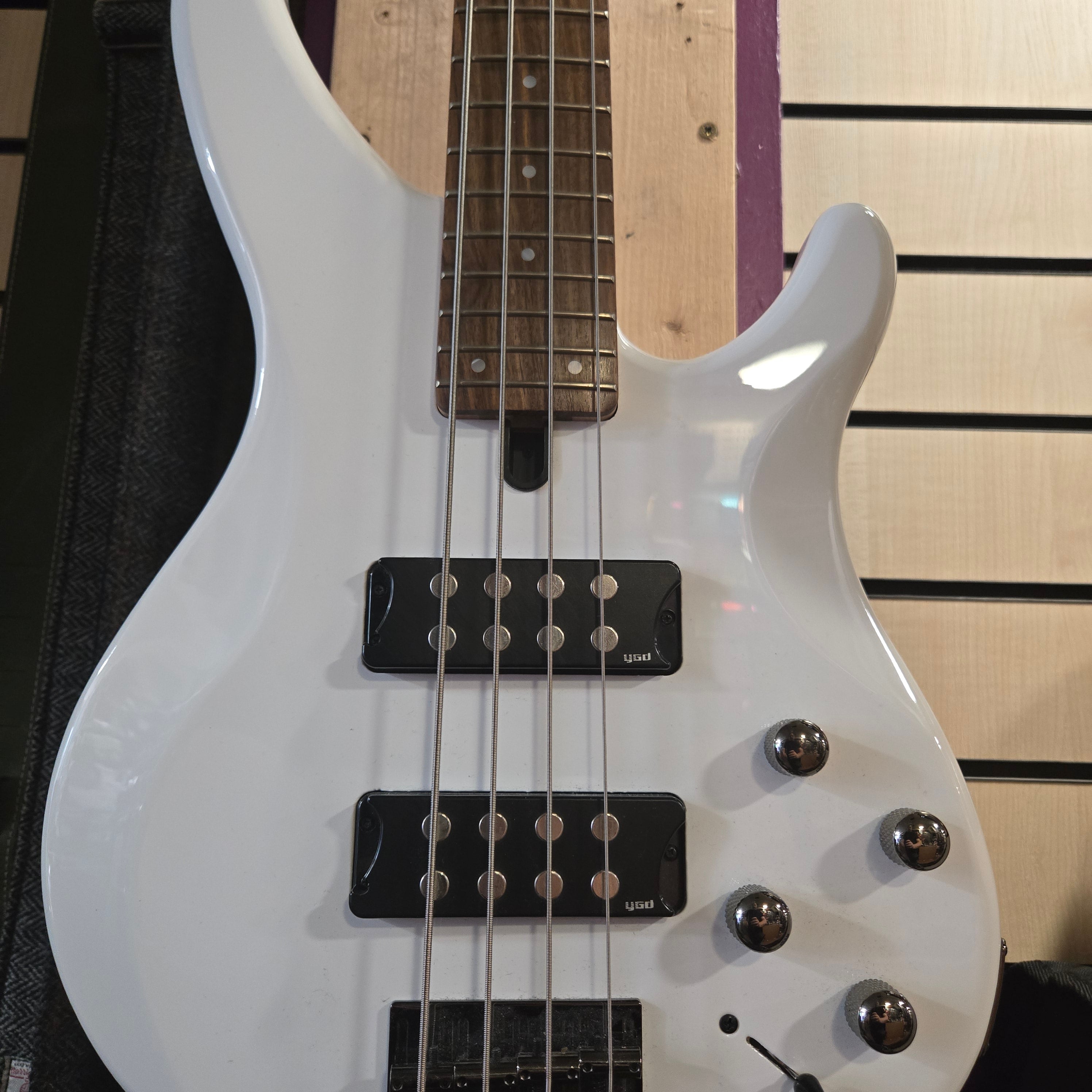 Pre loved Yamaha TRBX304