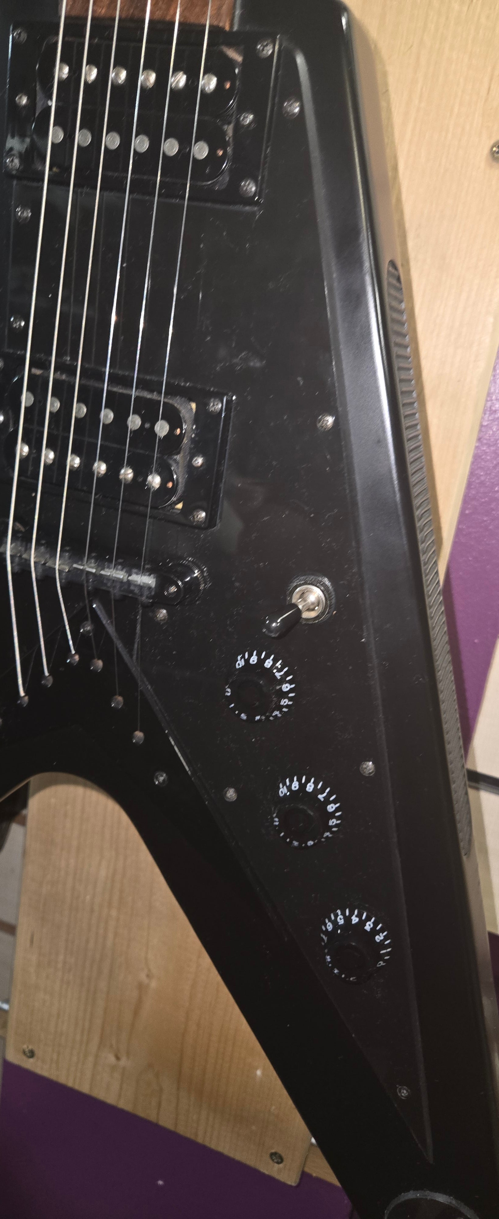 Epiphone '58 Goth Flying V. Pre Loved