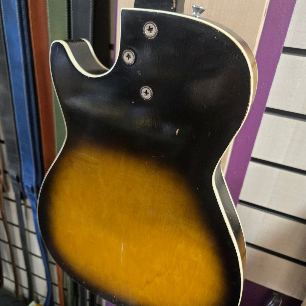 Silvertone 1421 Pre Loved