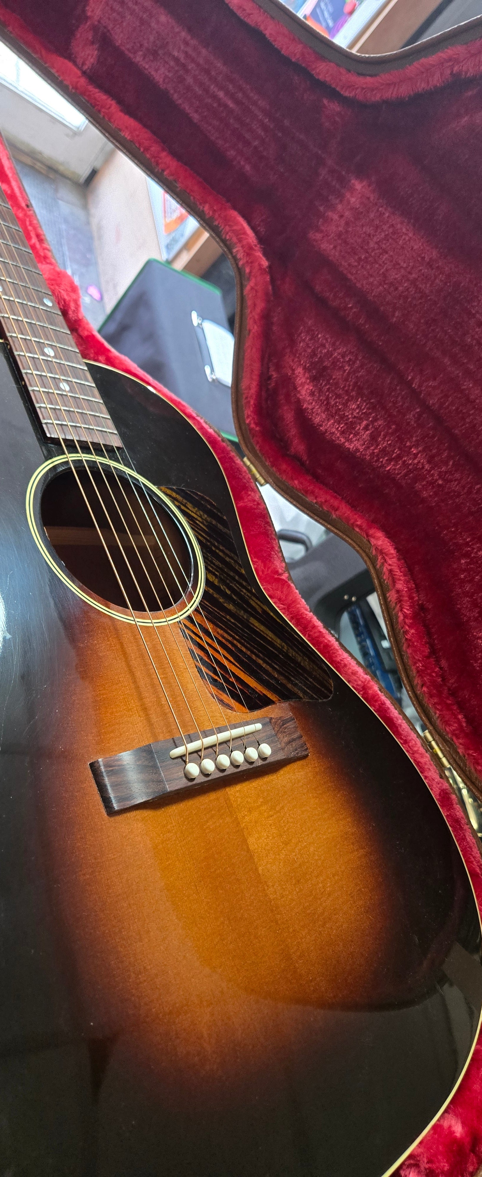 Gibson L00 Pre-Loved