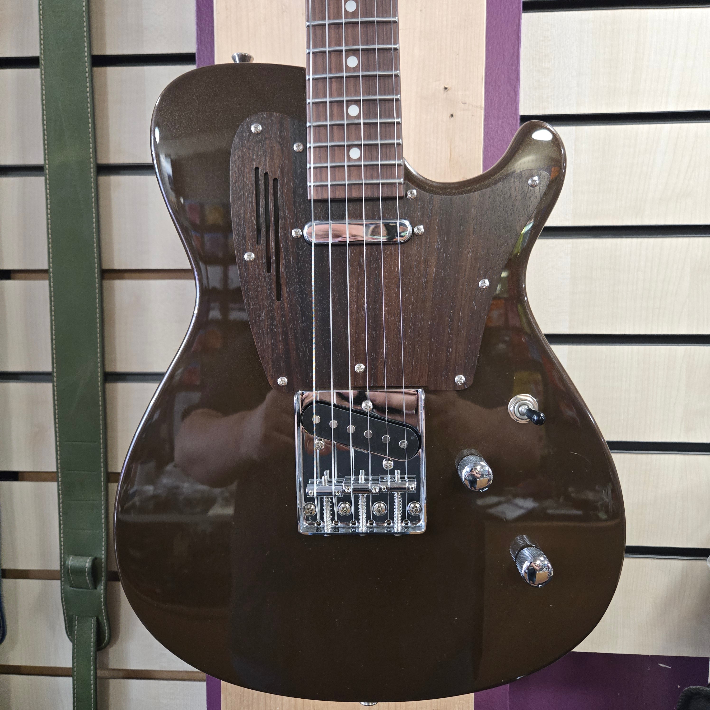 Magneto UT Wave Metalic Brown