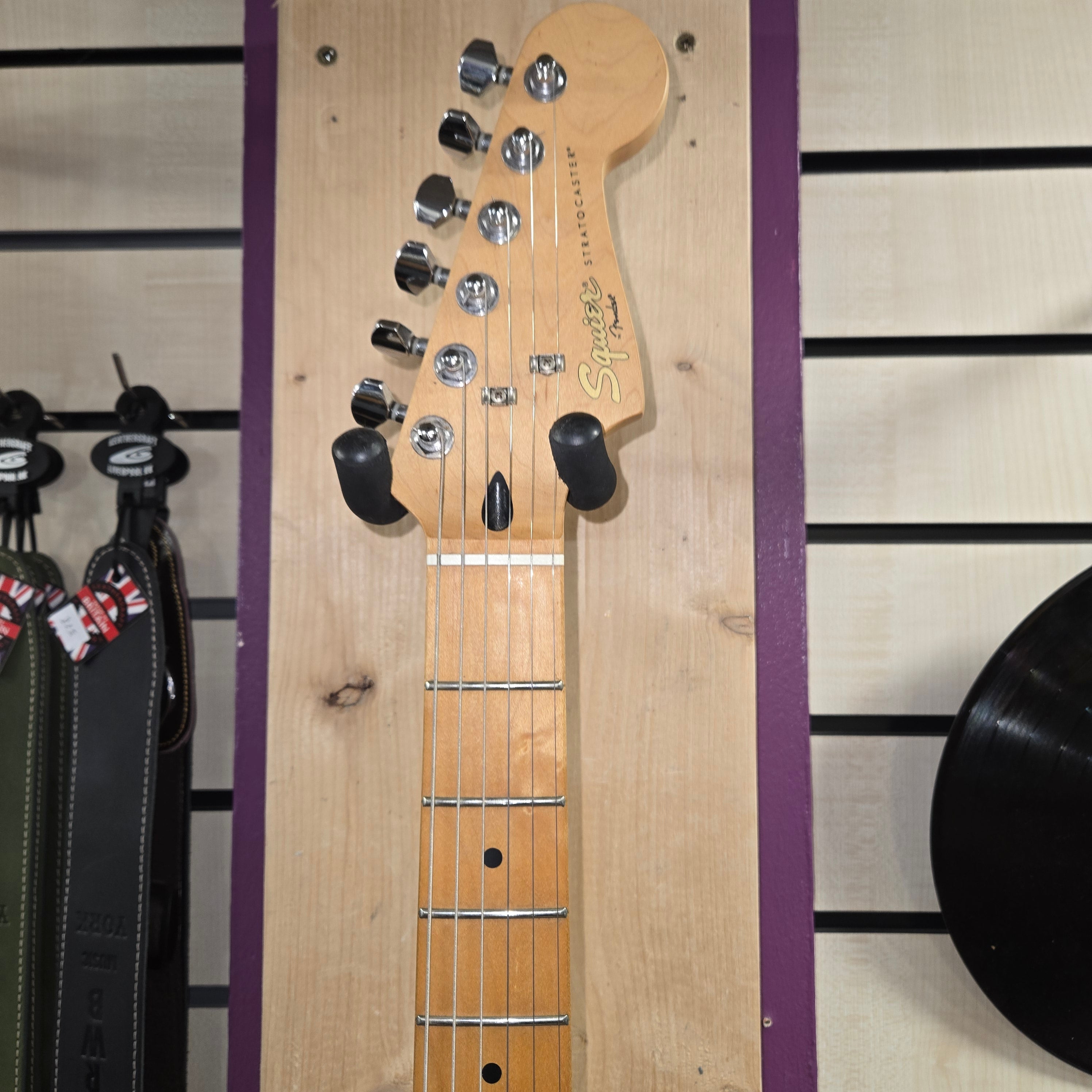 Squier Deluxe Pre Loved