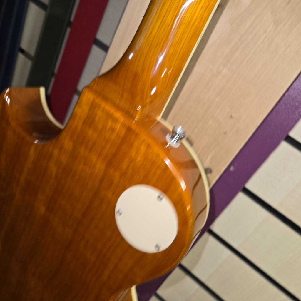 Pre loved Rally LP Style guitar.