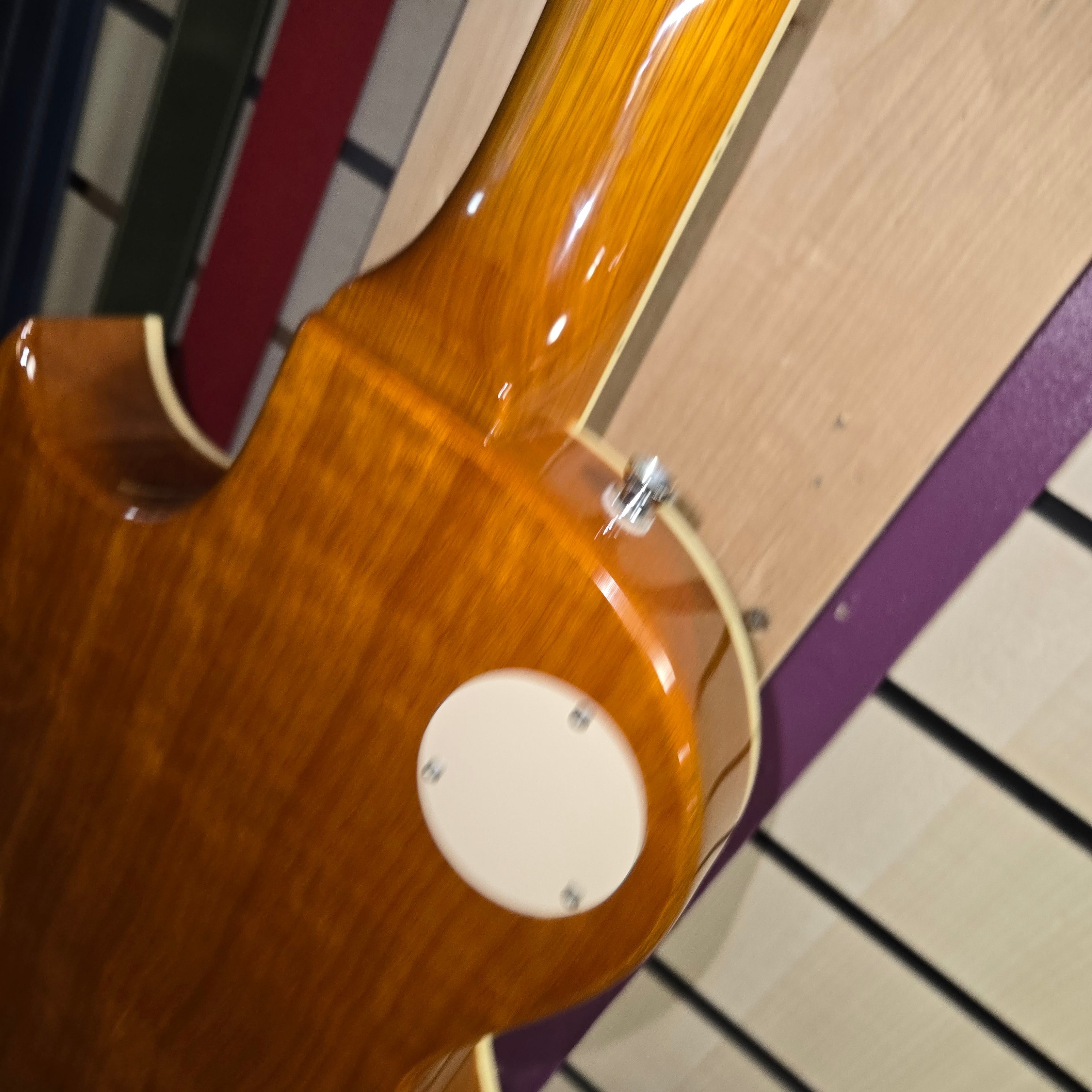 Pre loved Rally LP Style guitar.