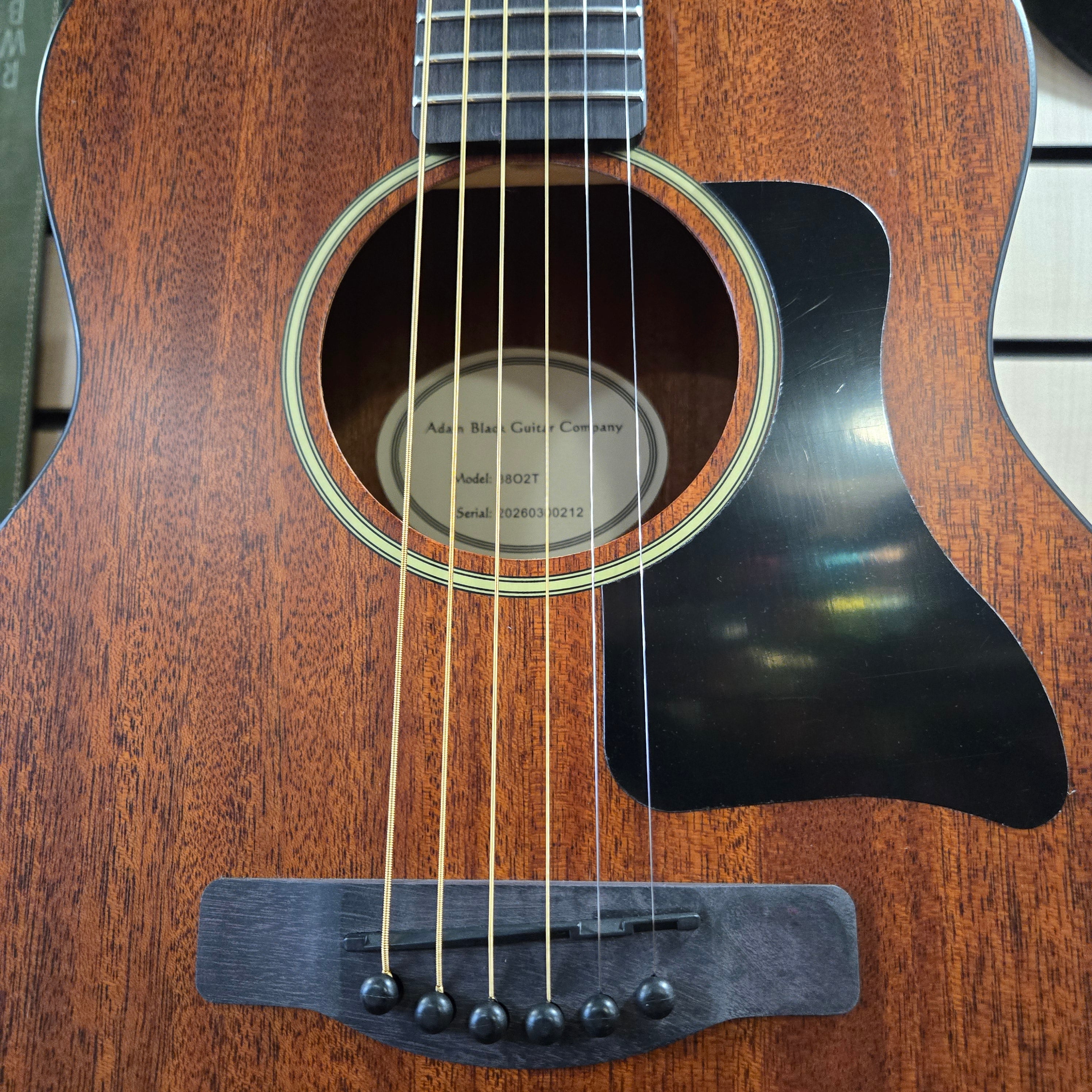 Adam Black Travel 02T Nat