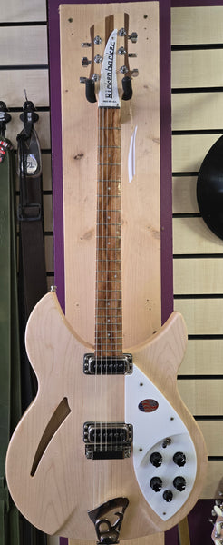 Rickenbacker 330 Mapleglo (B Stock) 2025