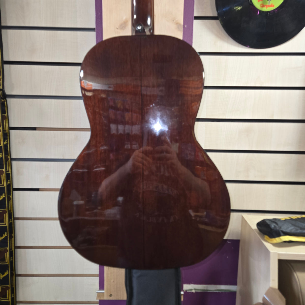 Pre loved Ibanez V100