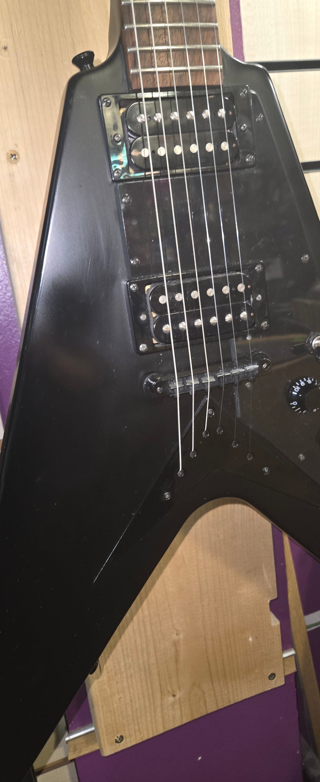 Epiphone '58 Goth Flying V. Pre Loved