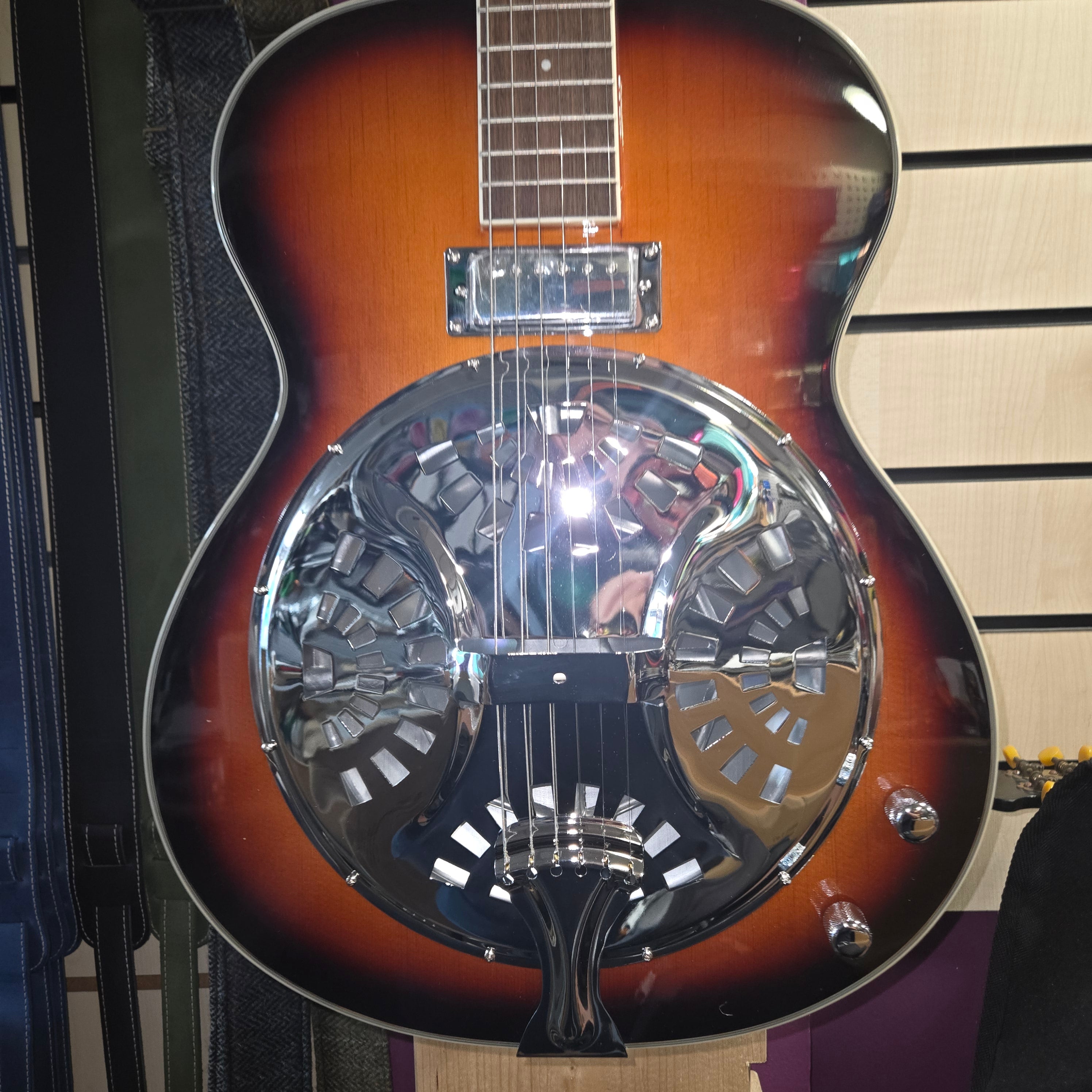 Eko Resonator