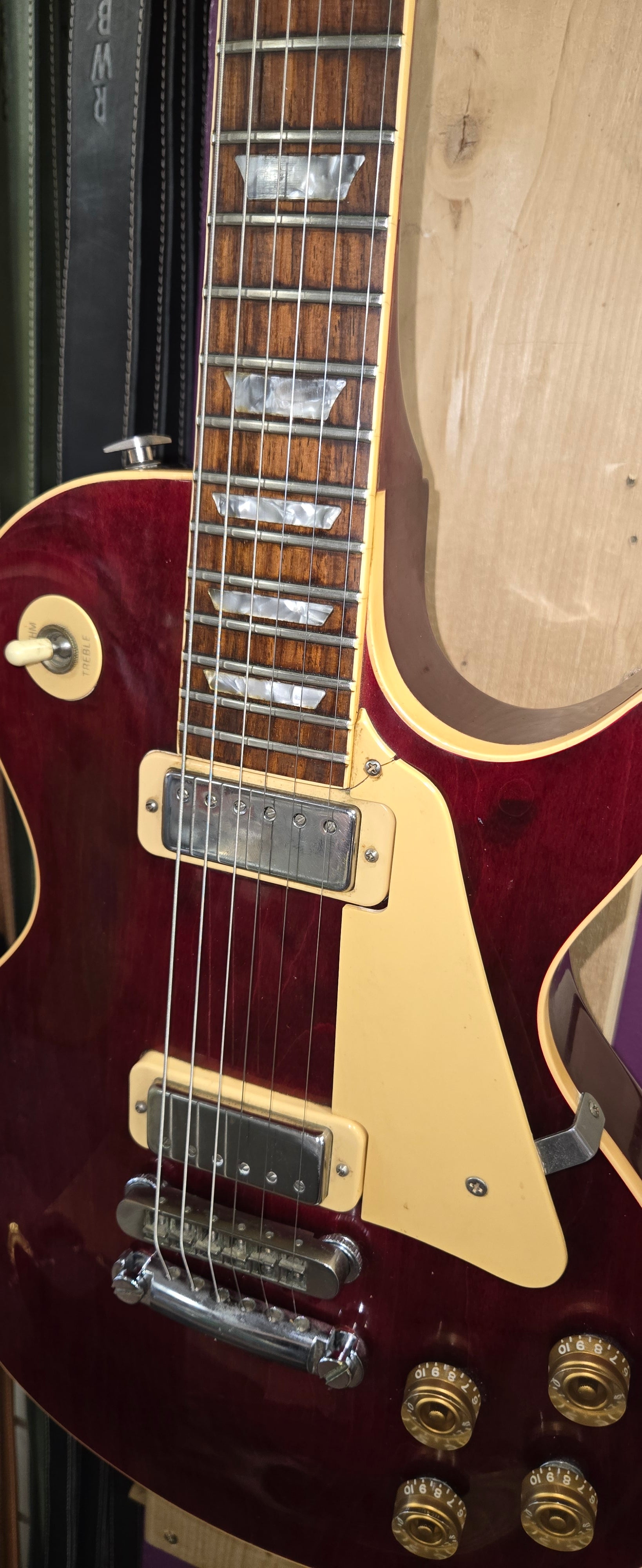 Gibson Les Paul Deluxe 1982 Pre Loved