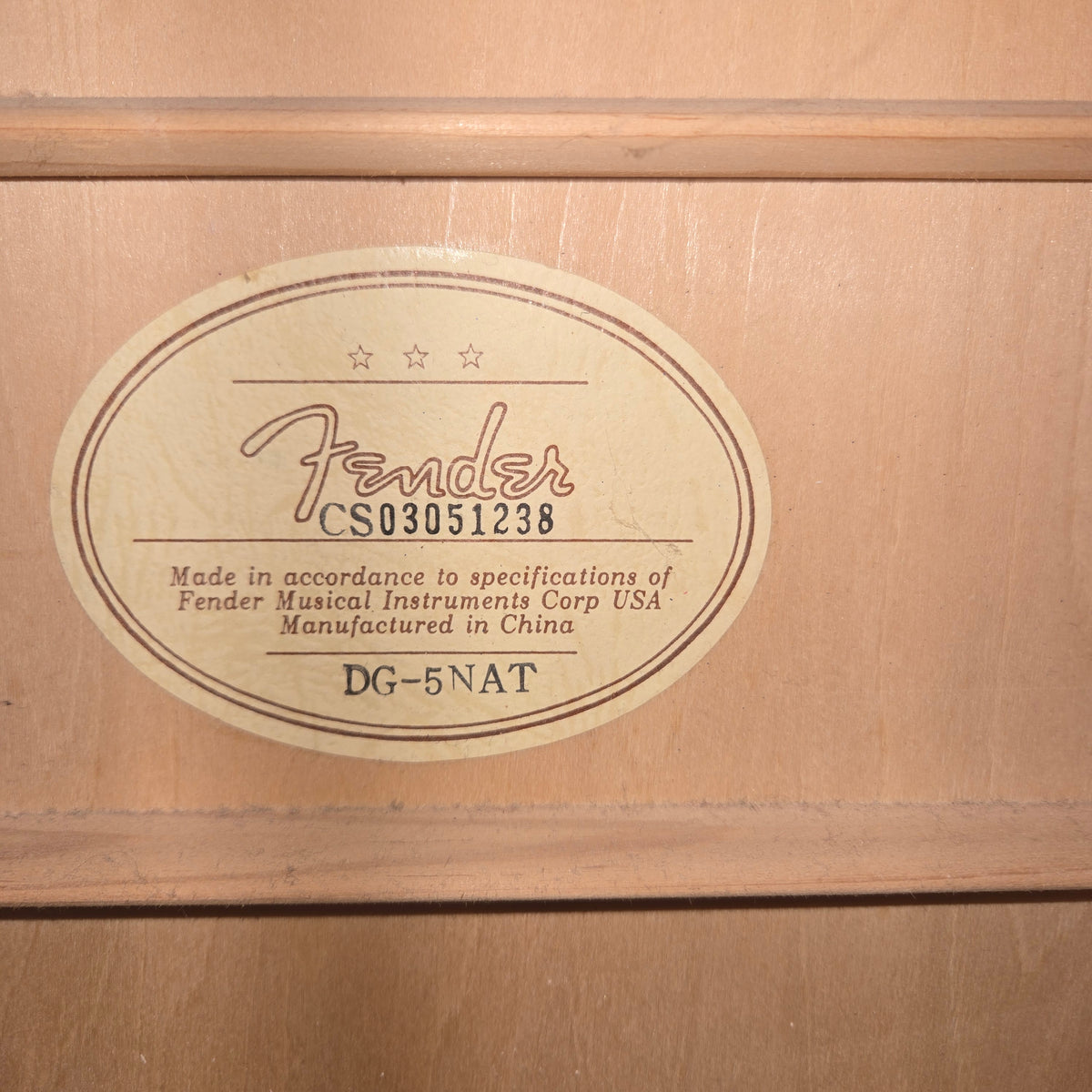 Pre loved Fender DG5 NAT