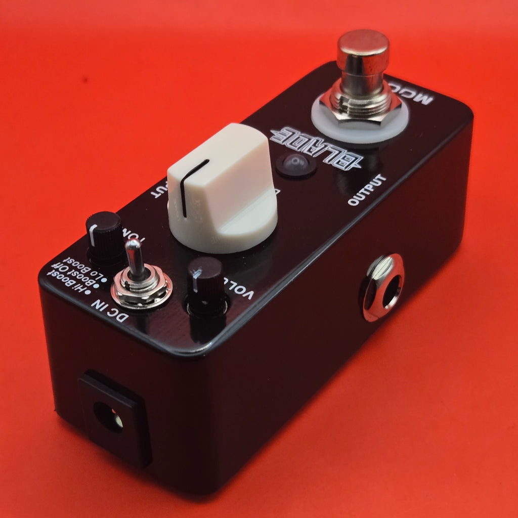 Mooer Blade Distortion pedal