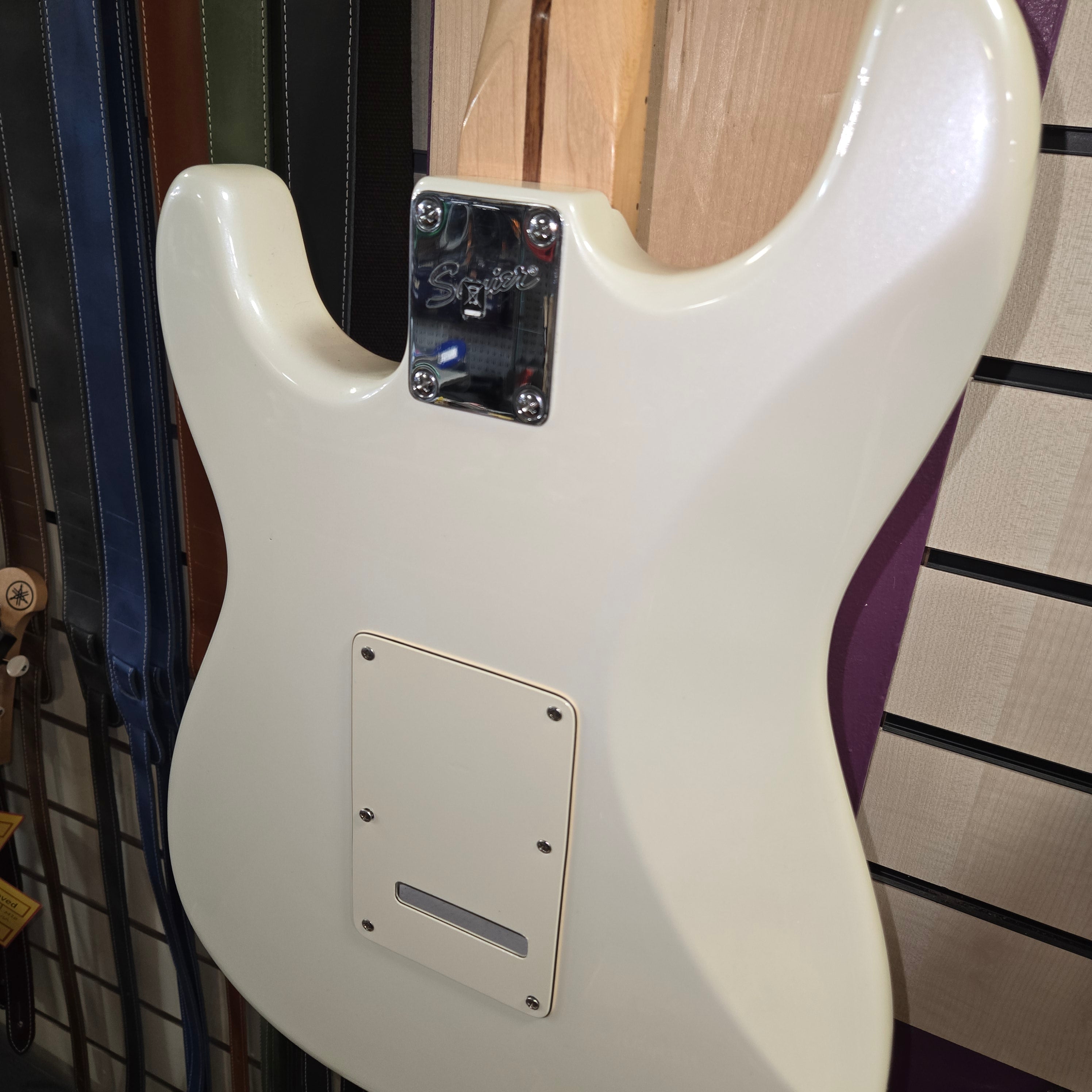 Squier Deluxe Pre Loved